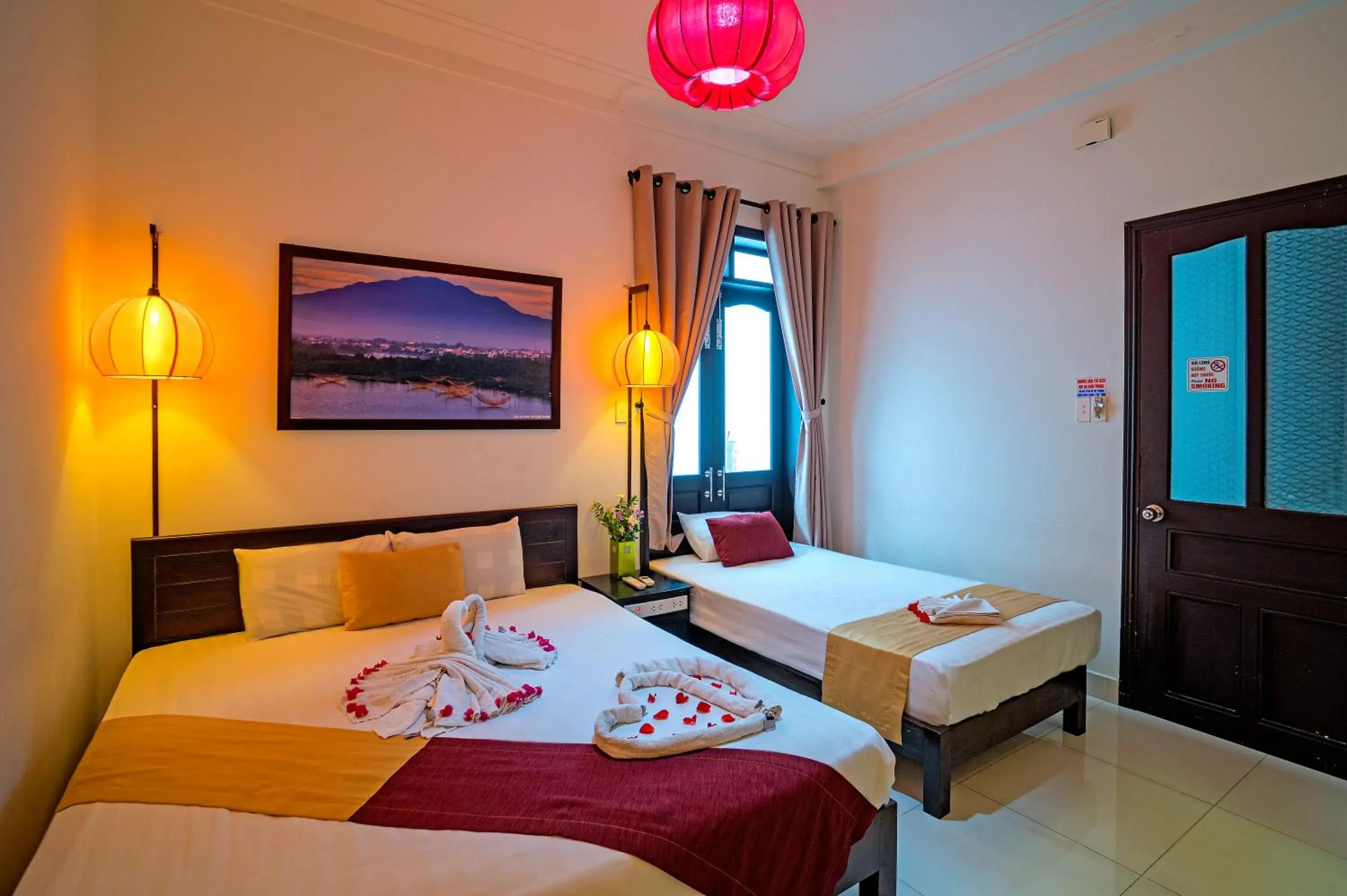 Deluxe Family Room in The House 36 Deluxe Family Room in The House 36