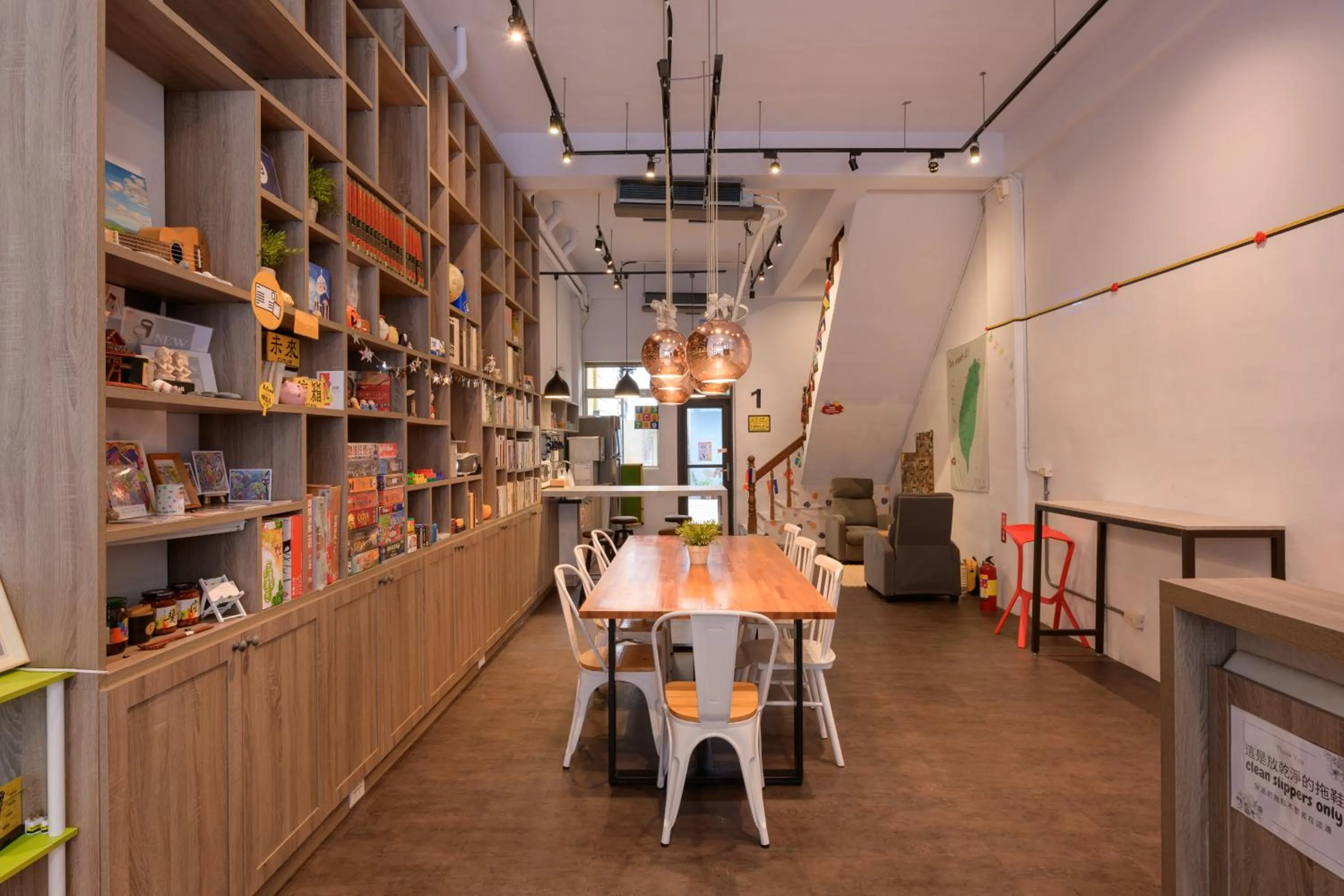 Living room, Restaurant/Places to Eat in On My Way Hualien Hostel