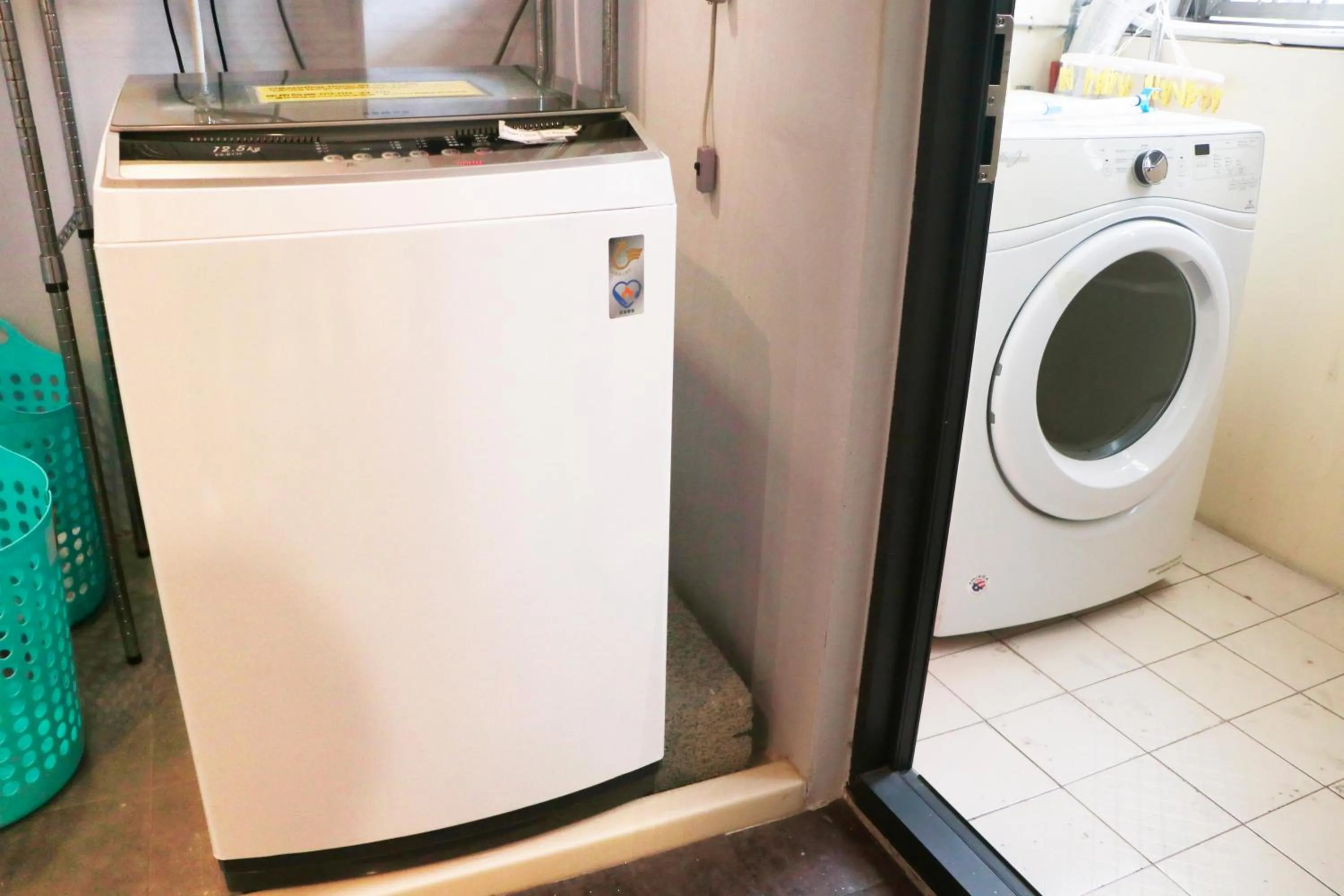 laundry, Kitchen/Kitchenette in On My Way Hualien Hostel