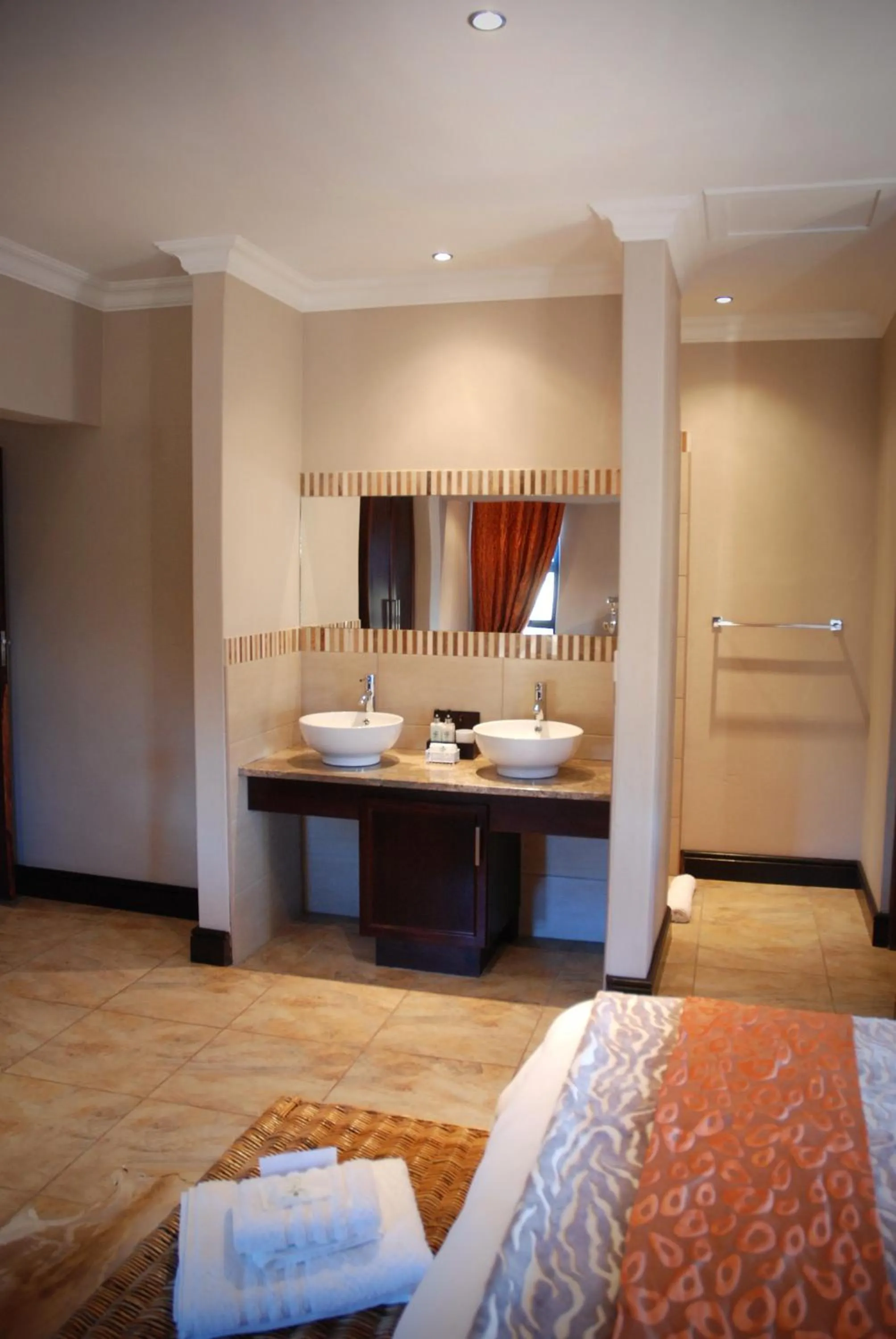 Bed in Kathuhari Guesthouse