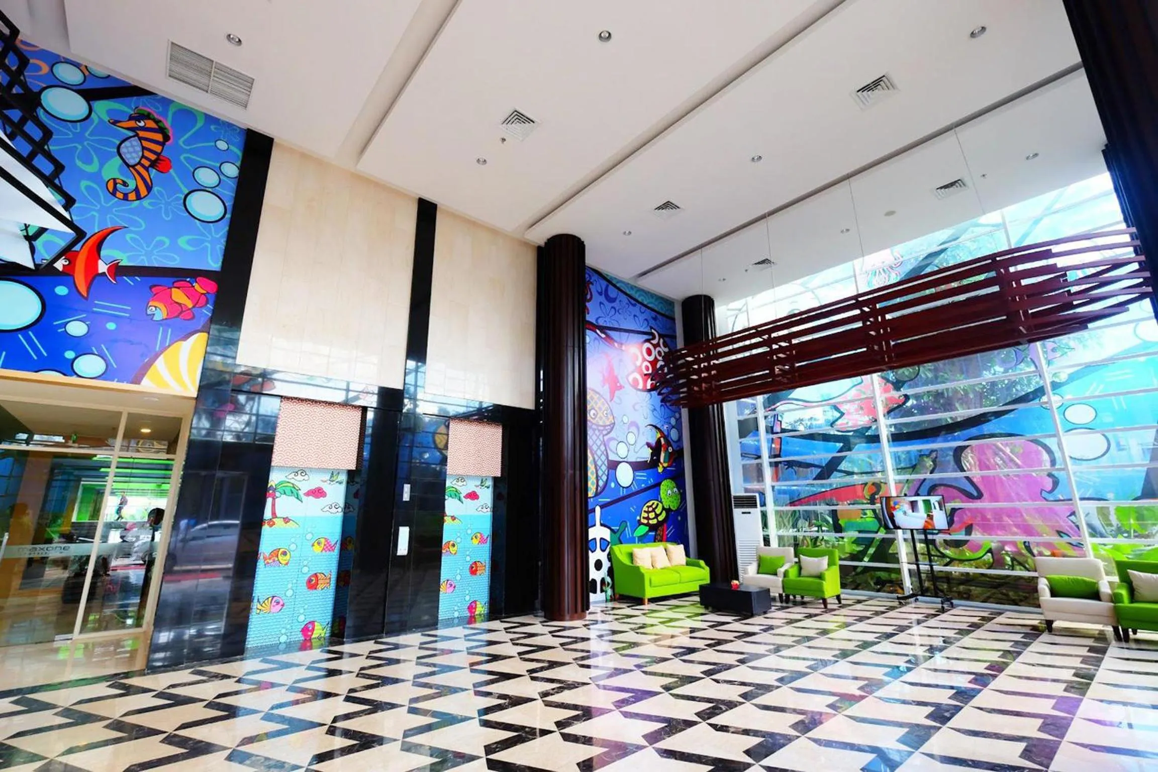 Lobby or reception in MaxOneHotels at Resort Makassar