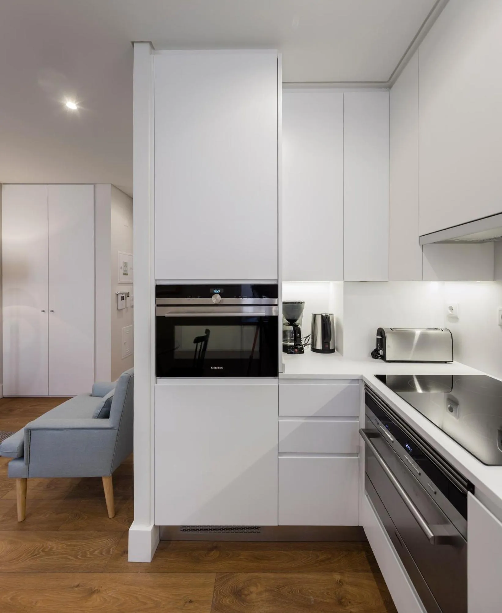 Kitchen or kitchenette in LSA Bairro Alto by Numa