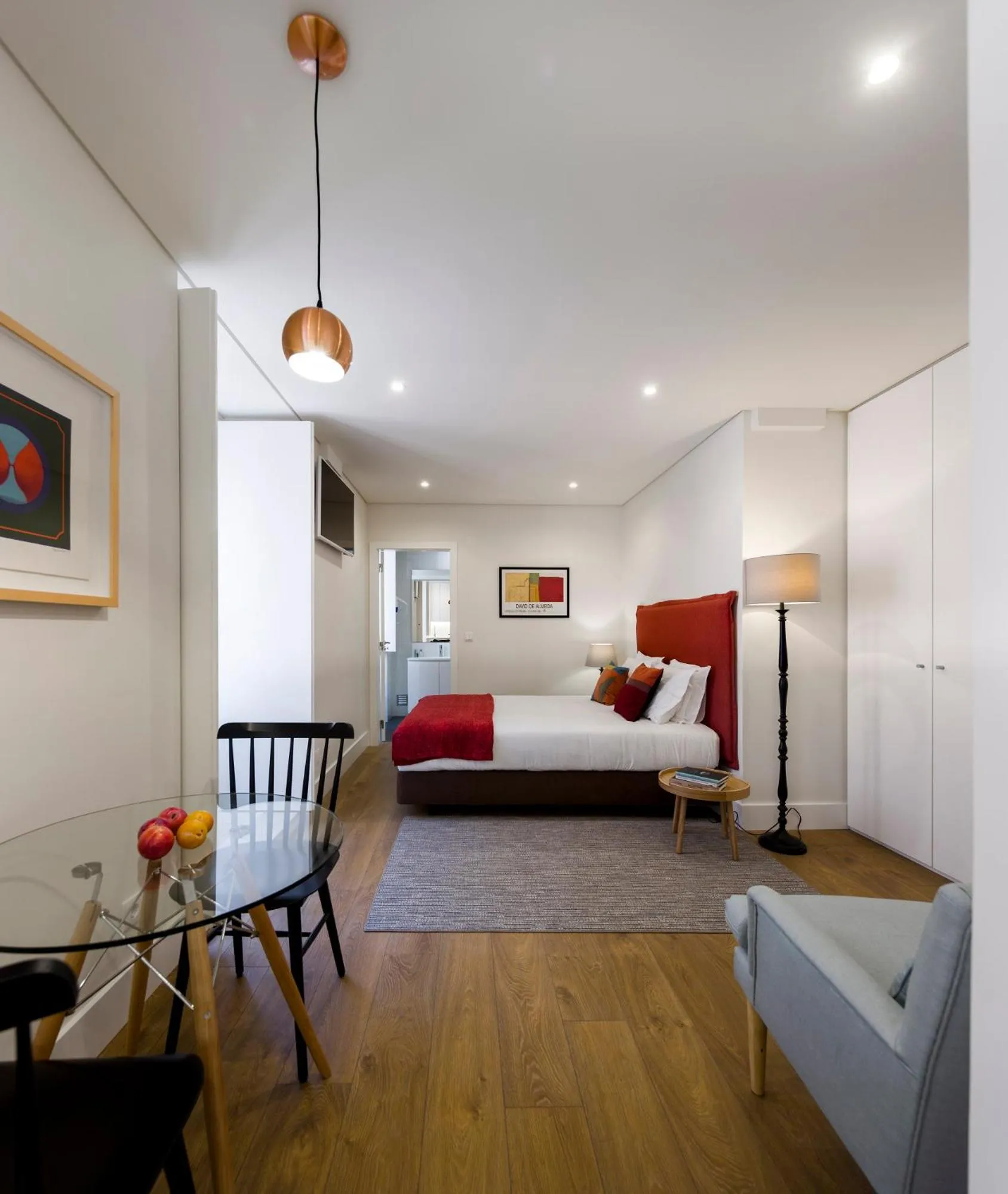 Bed in LSA Bairro Alto by Numa