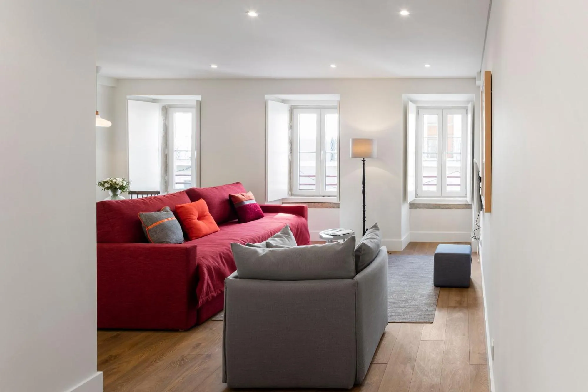 Living room in LSA Bairro Alto by Numa