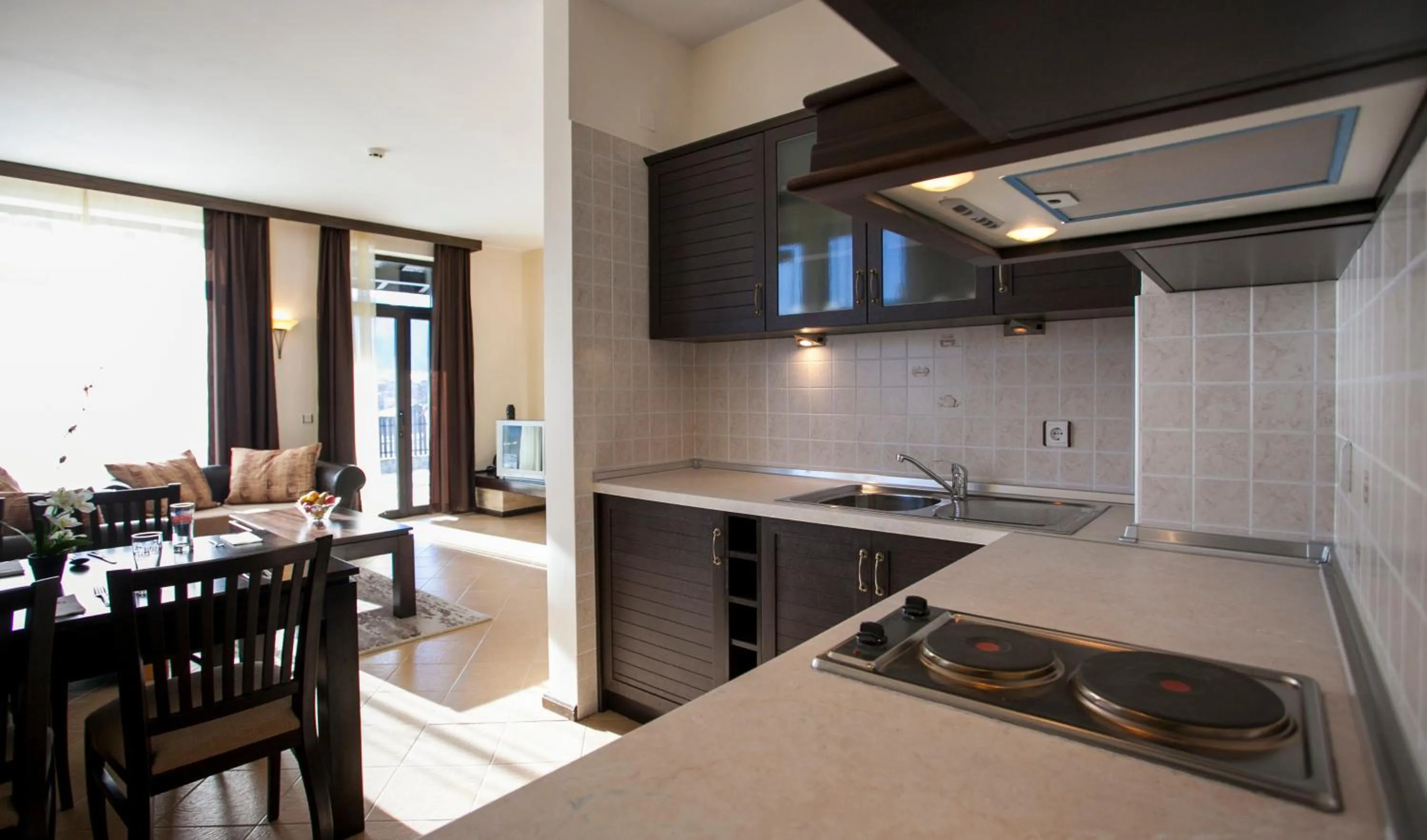 Kitchen or kitchenette in Holiday Village COOP Dobrinishte