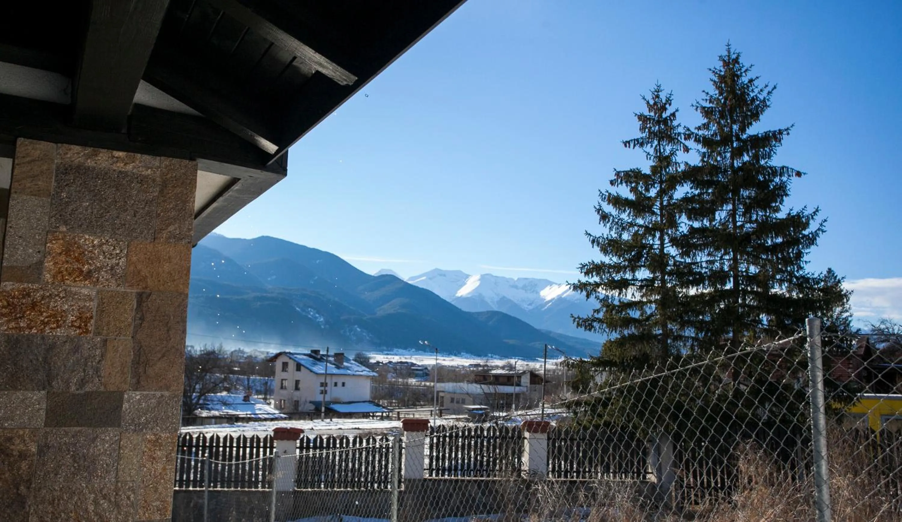 Property building in Holiday Village COOP Dobrinishte