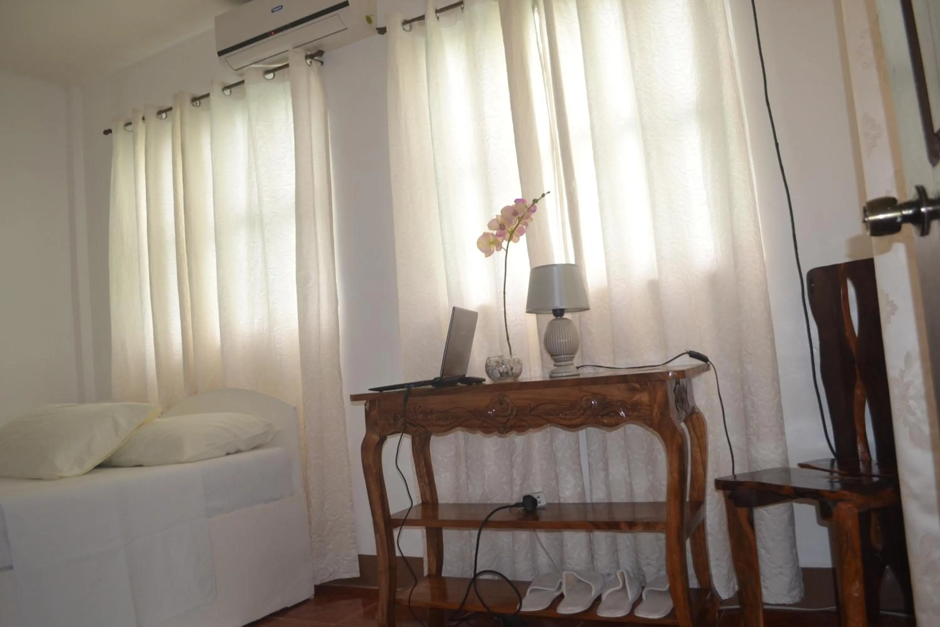 Bed in Marnin's Place