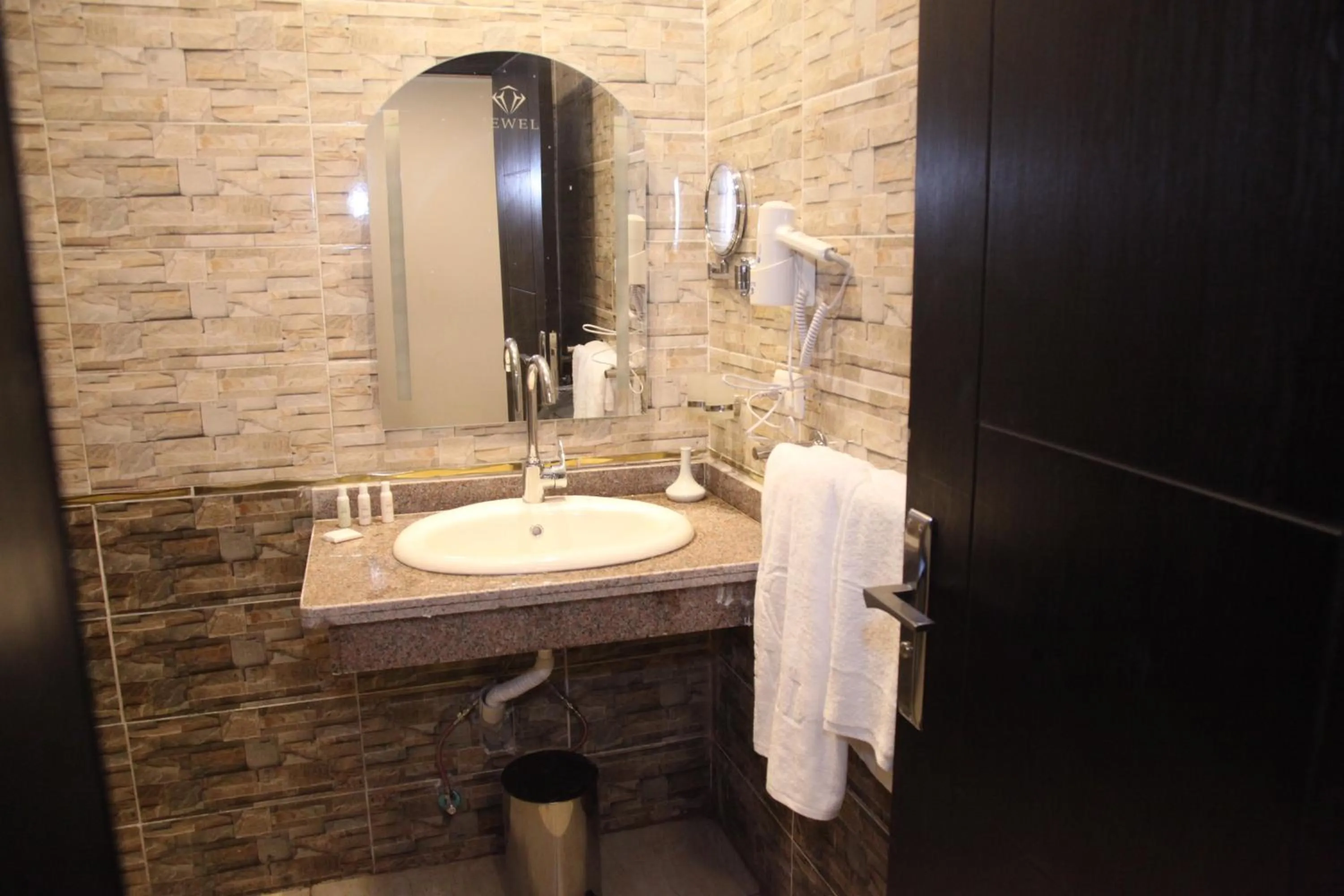 Bathroom in Jewel Assiut Hotel