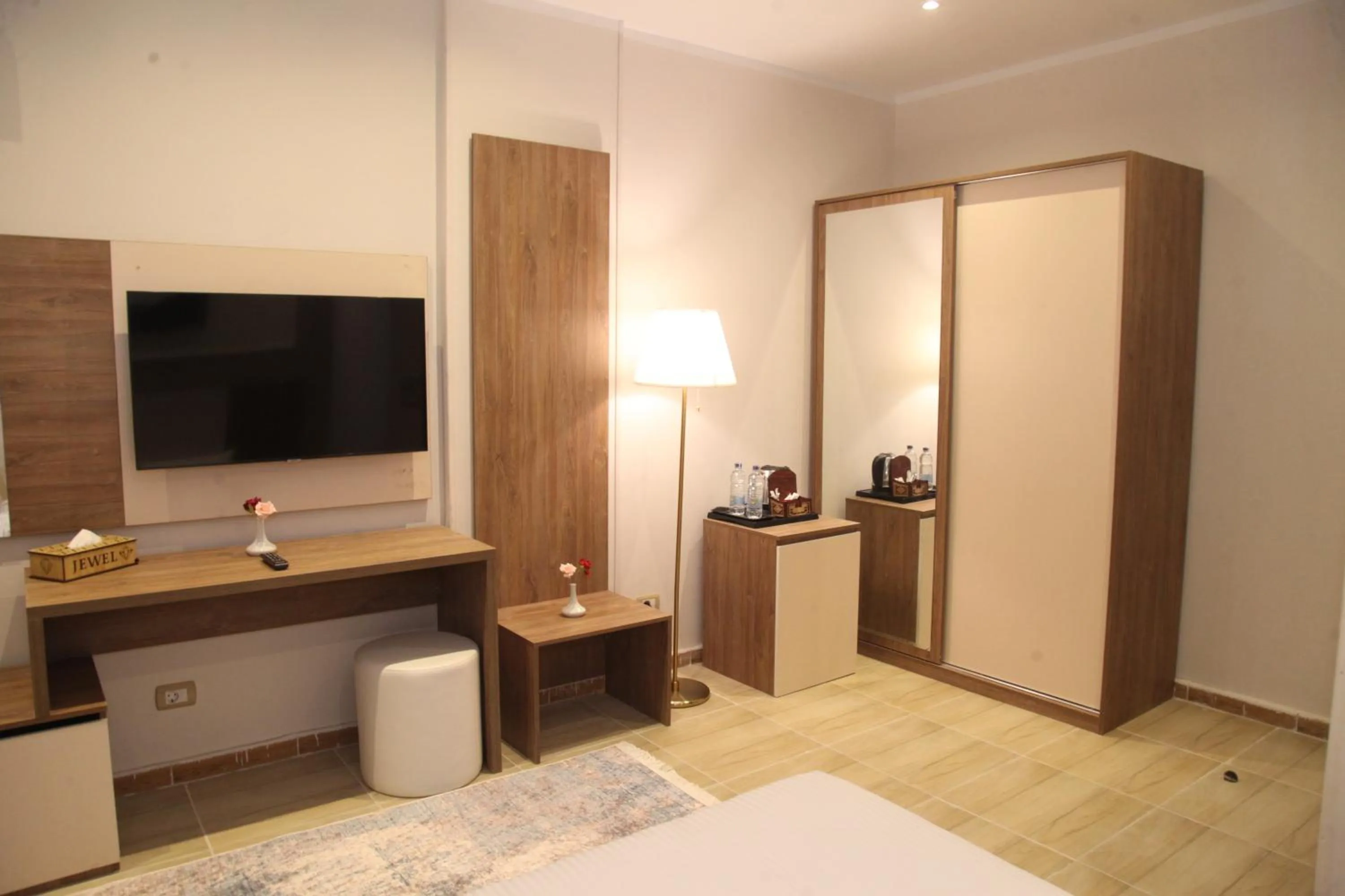 Bedroom, Bed in Jewel Assiut Hotel