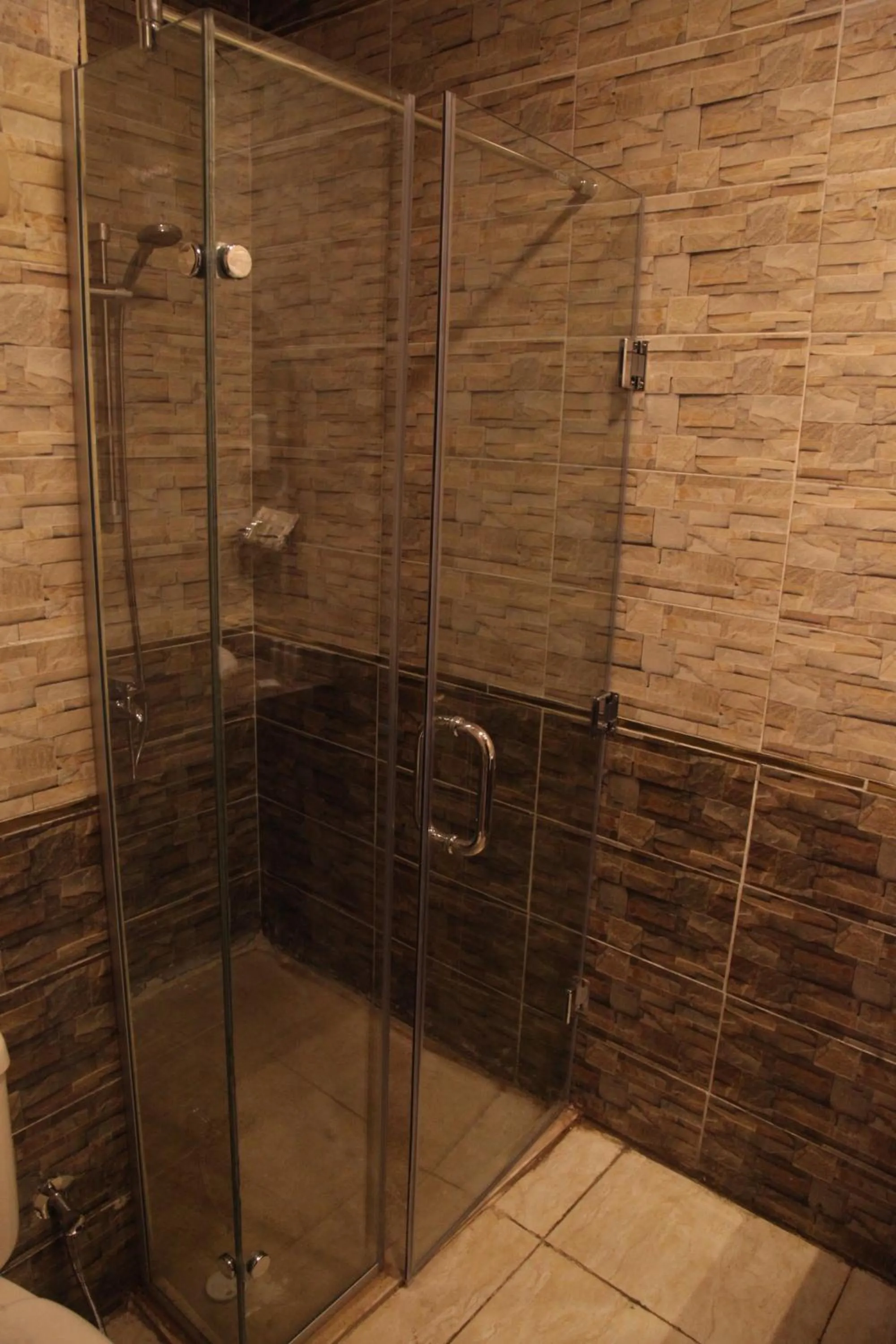 Bathroom in Jewel Assiut Hotel