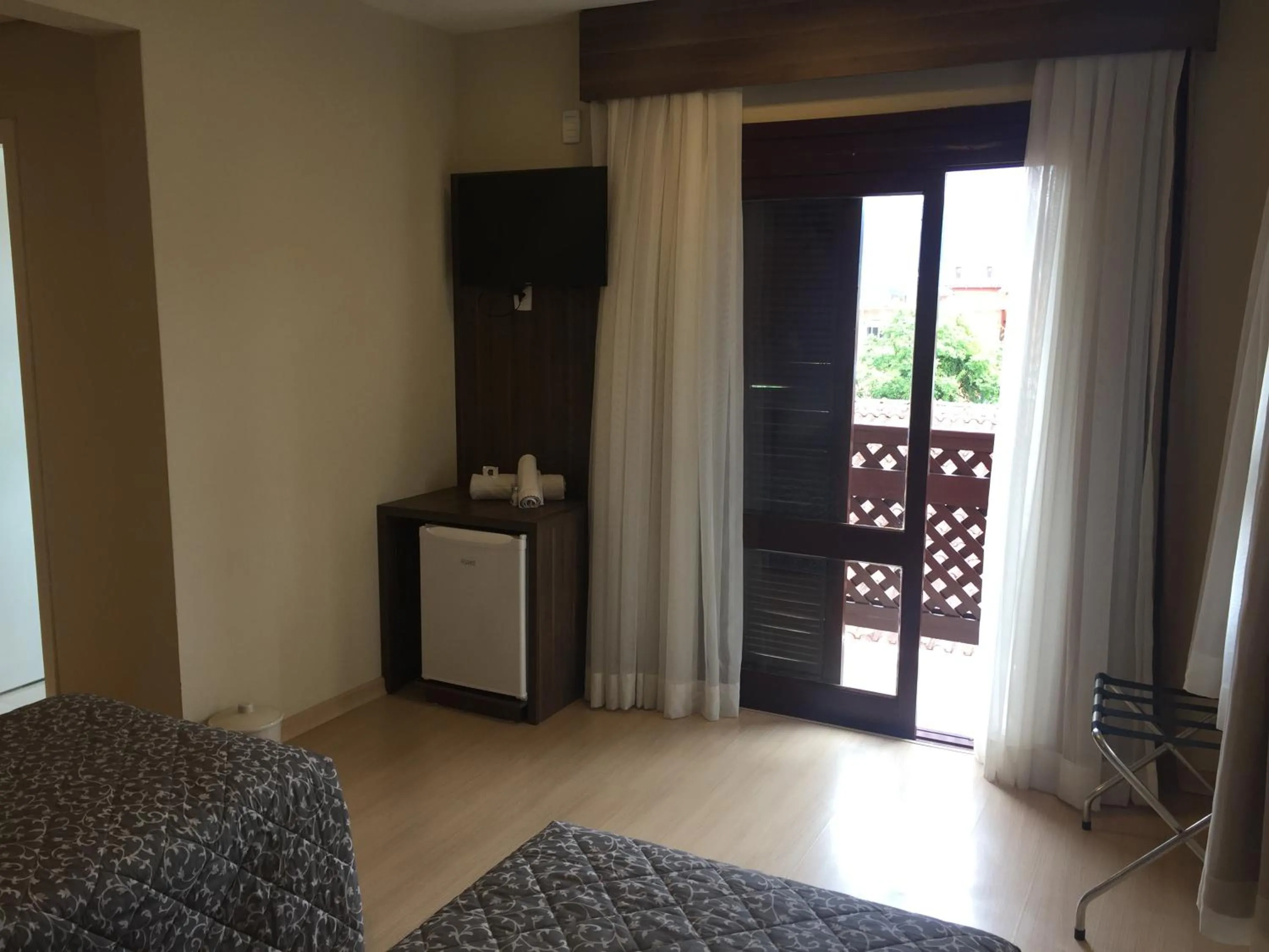 Street view, Bed in Klein Ville Dois Irmãos