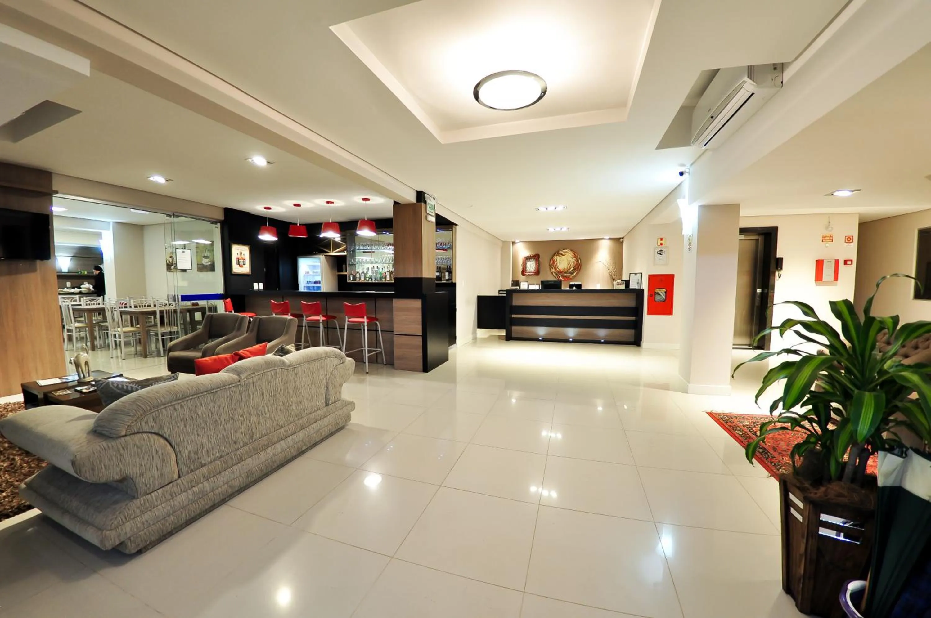 Communal lounge/ TV room in Klein Ville Dois Irmãos