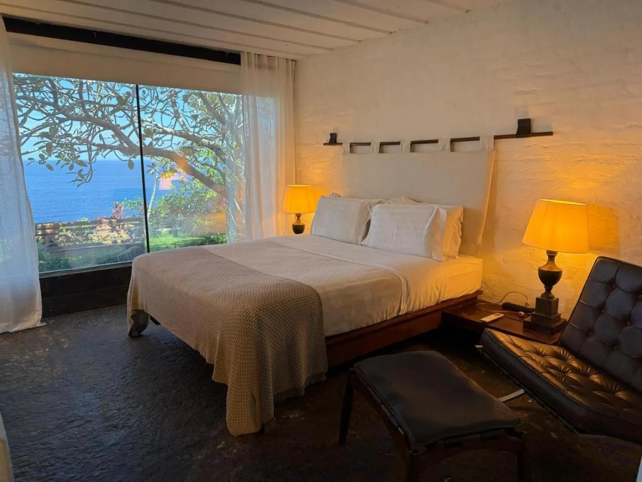 Bed in CLIFFSIDE - Boutique Hotel & Spa