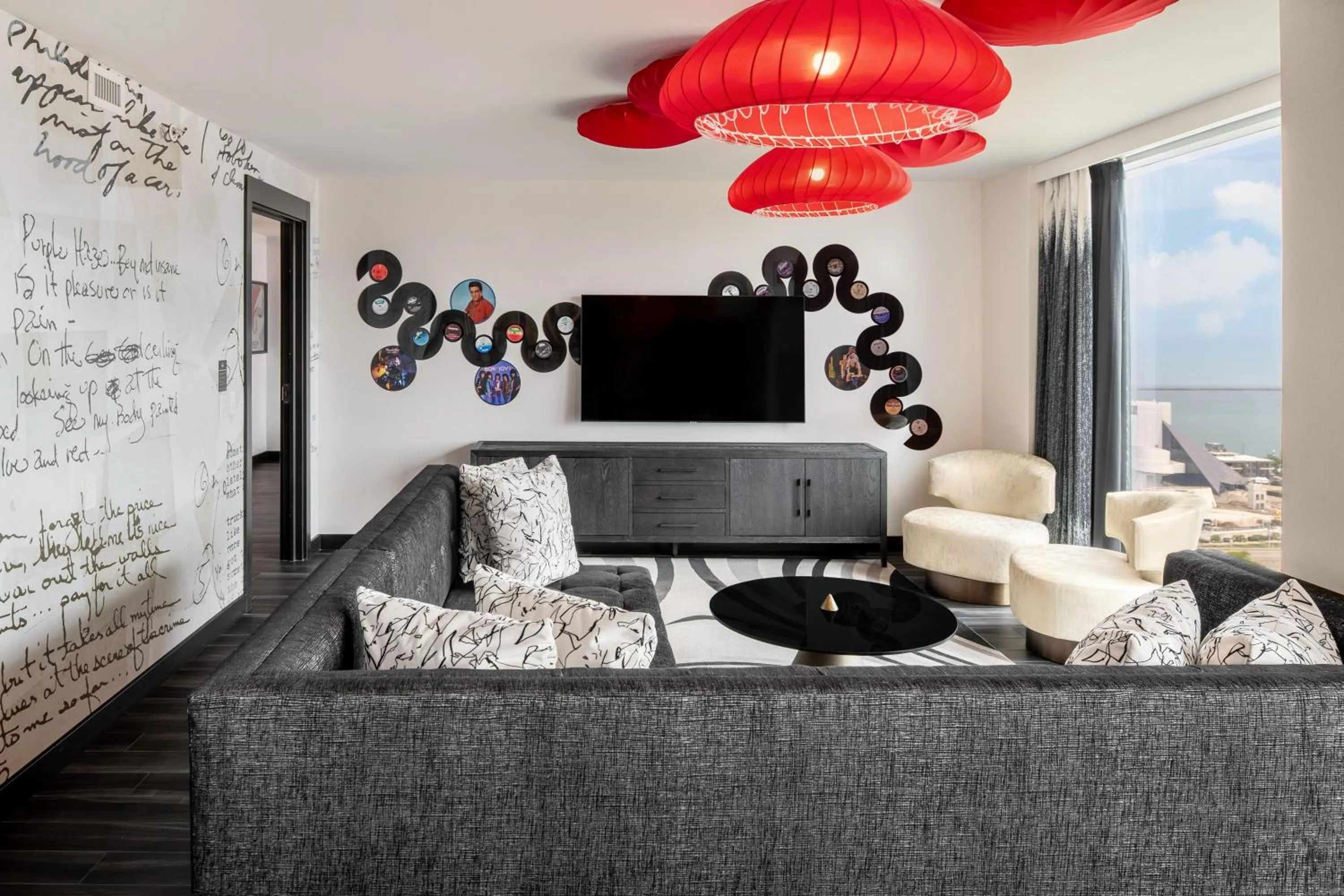 Living room in Hilton Cleveland Downtown