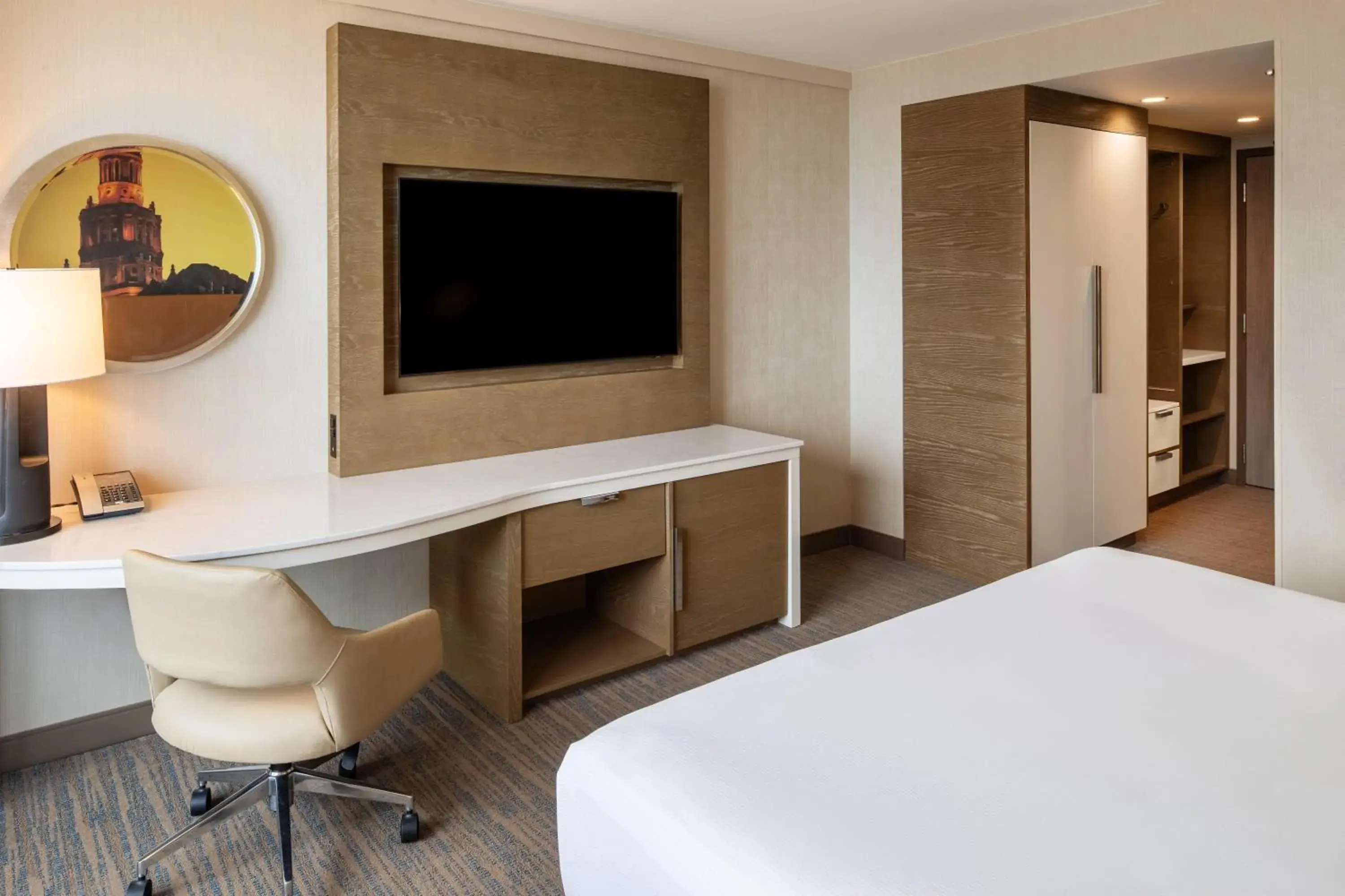 King Room in Hilton Cleveland Downtown King Room in Hilton Cleveland Downtown