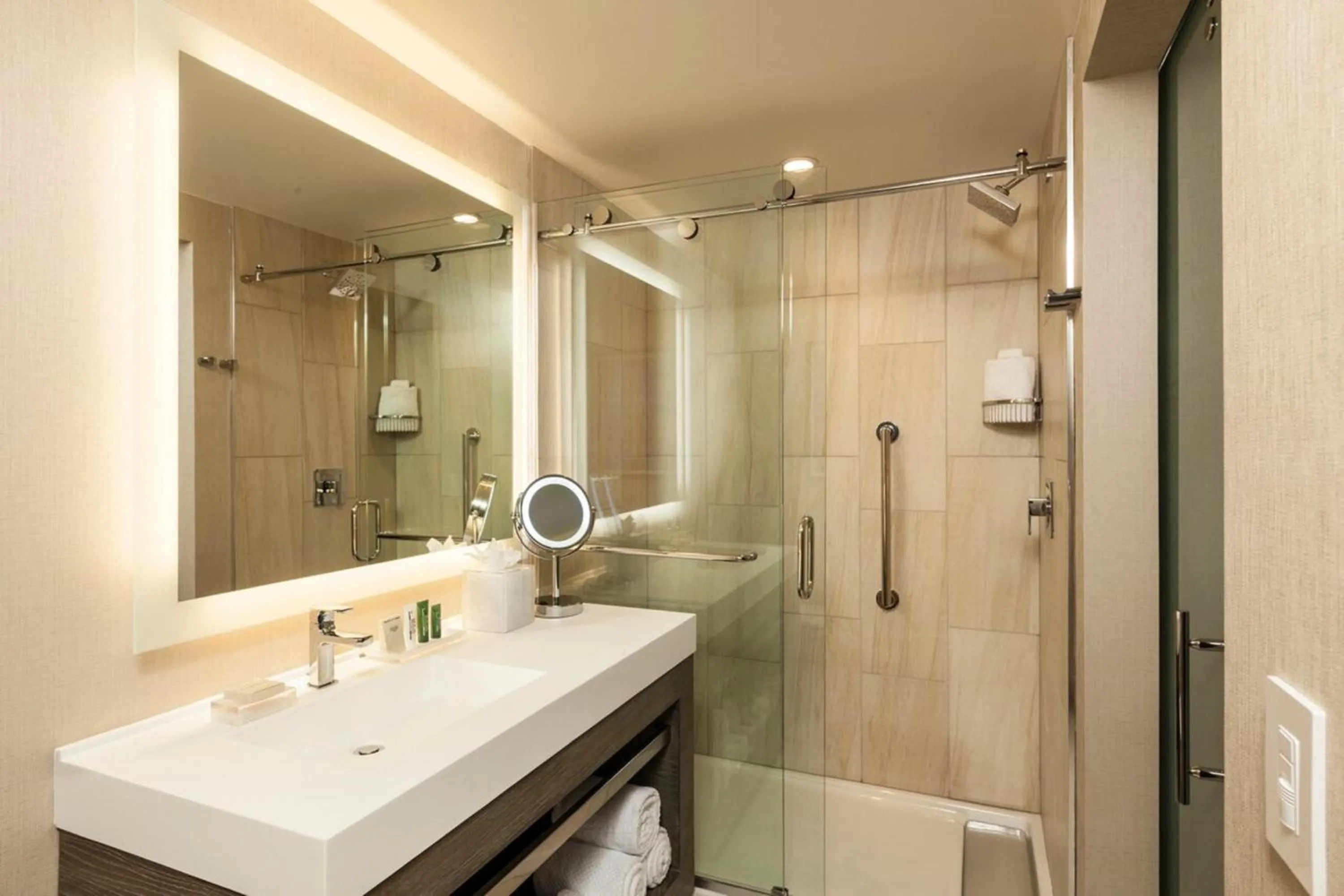 Bathroom in Hilton Cleveland Downtown