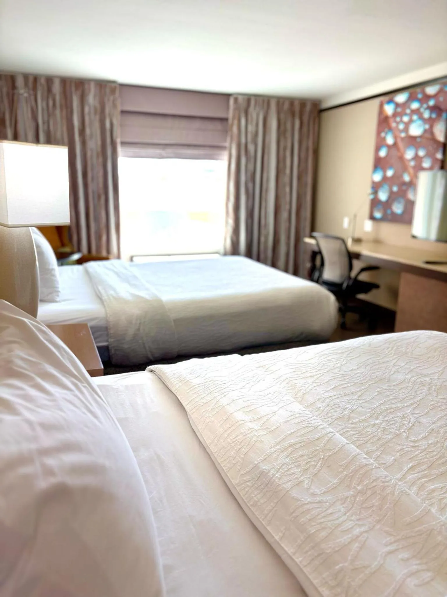 Bed in Kozy Hotel Houston North