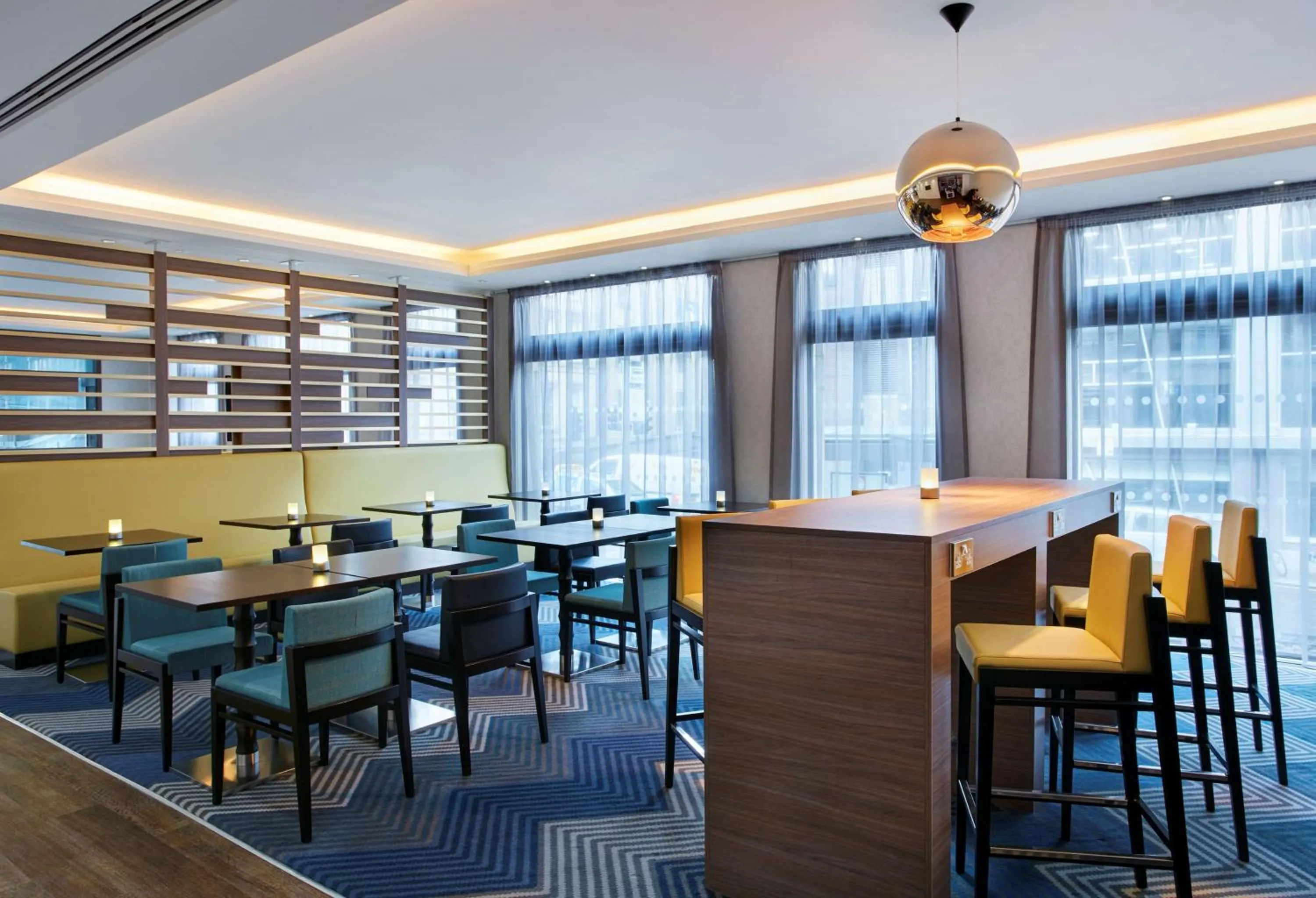 Restaurant/places to eat in Hampton by Hilton Glasgow Central