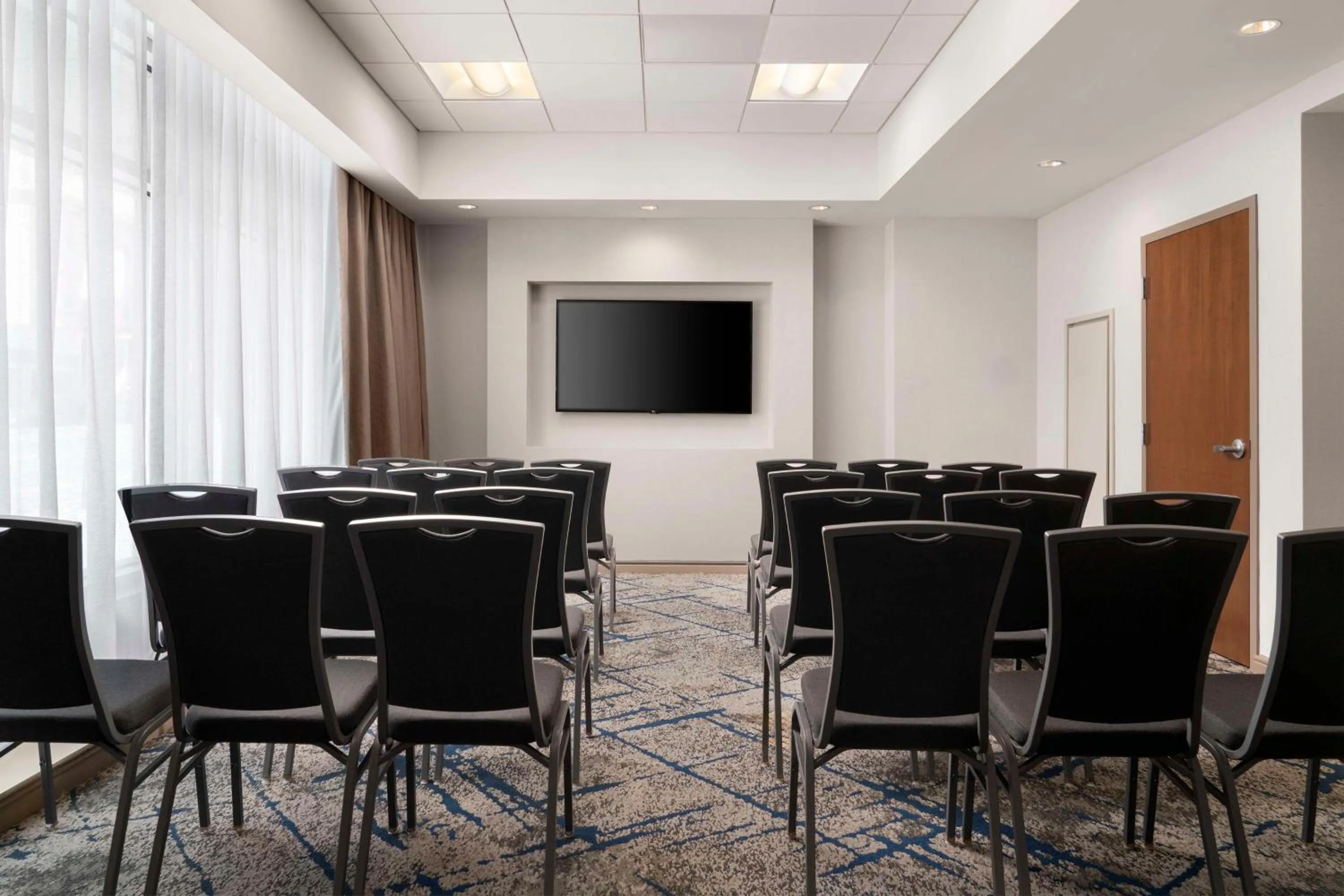 Meeting/conference room in Homewood Suites by Hilton Boston Brookline-Longwood Medical