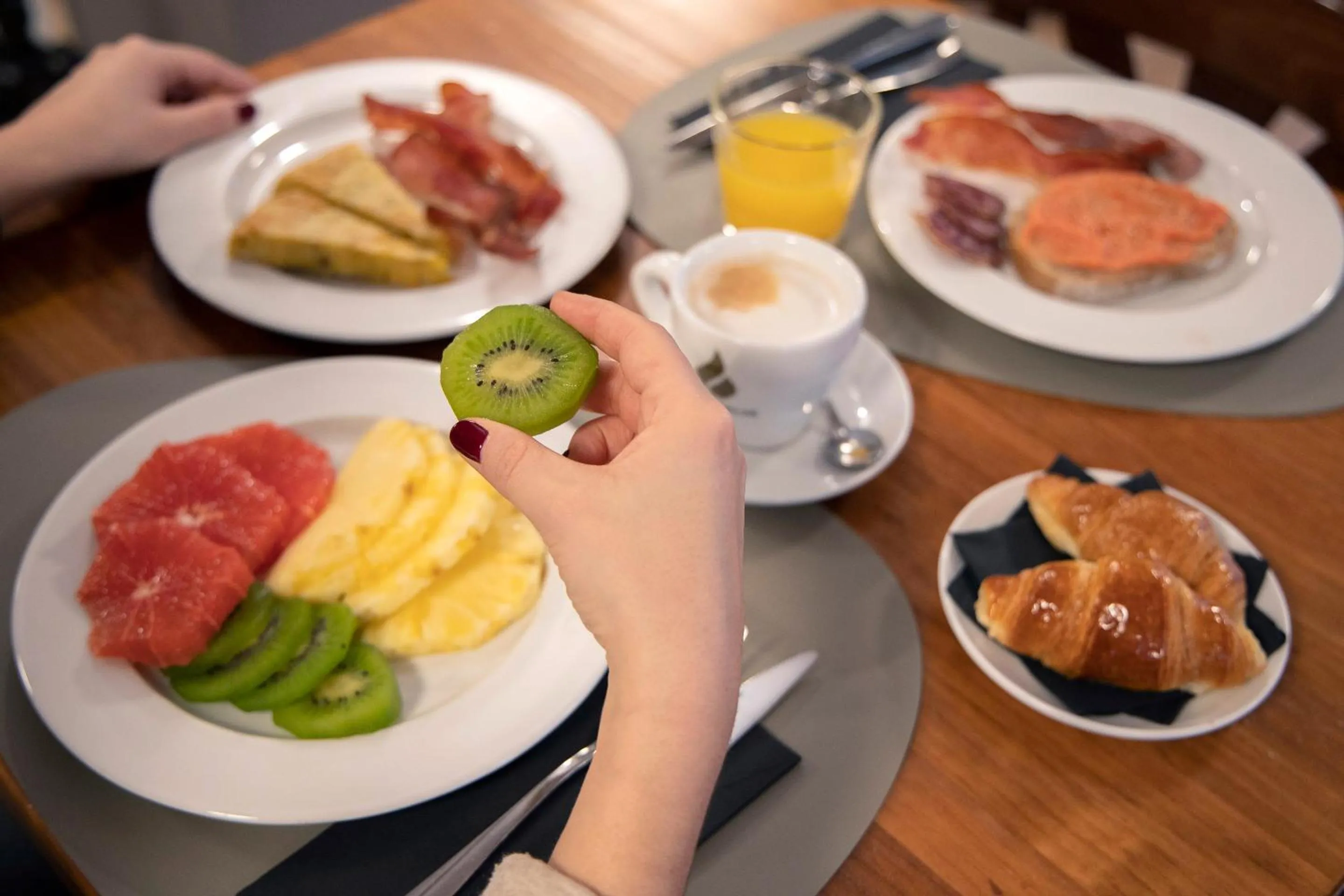 Breakfast in Hotel Encamp by Nexta