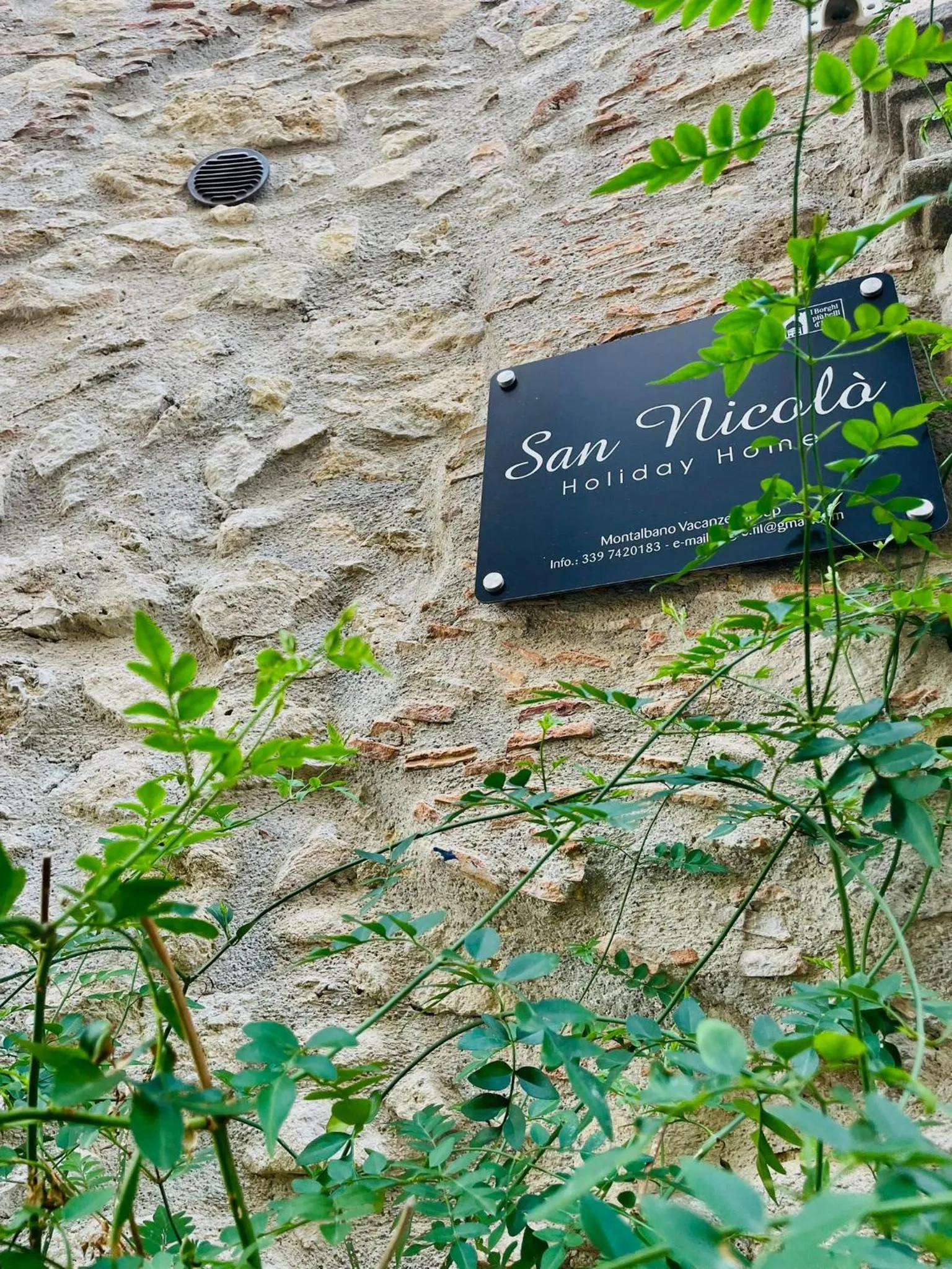 San Nicolò Holiday Home