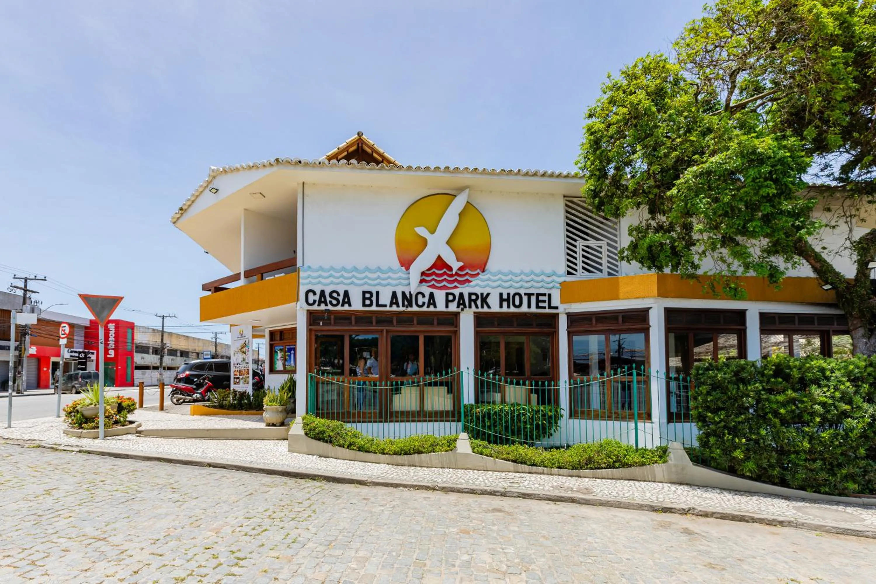 Property building in Casa Blanca Park Hotel