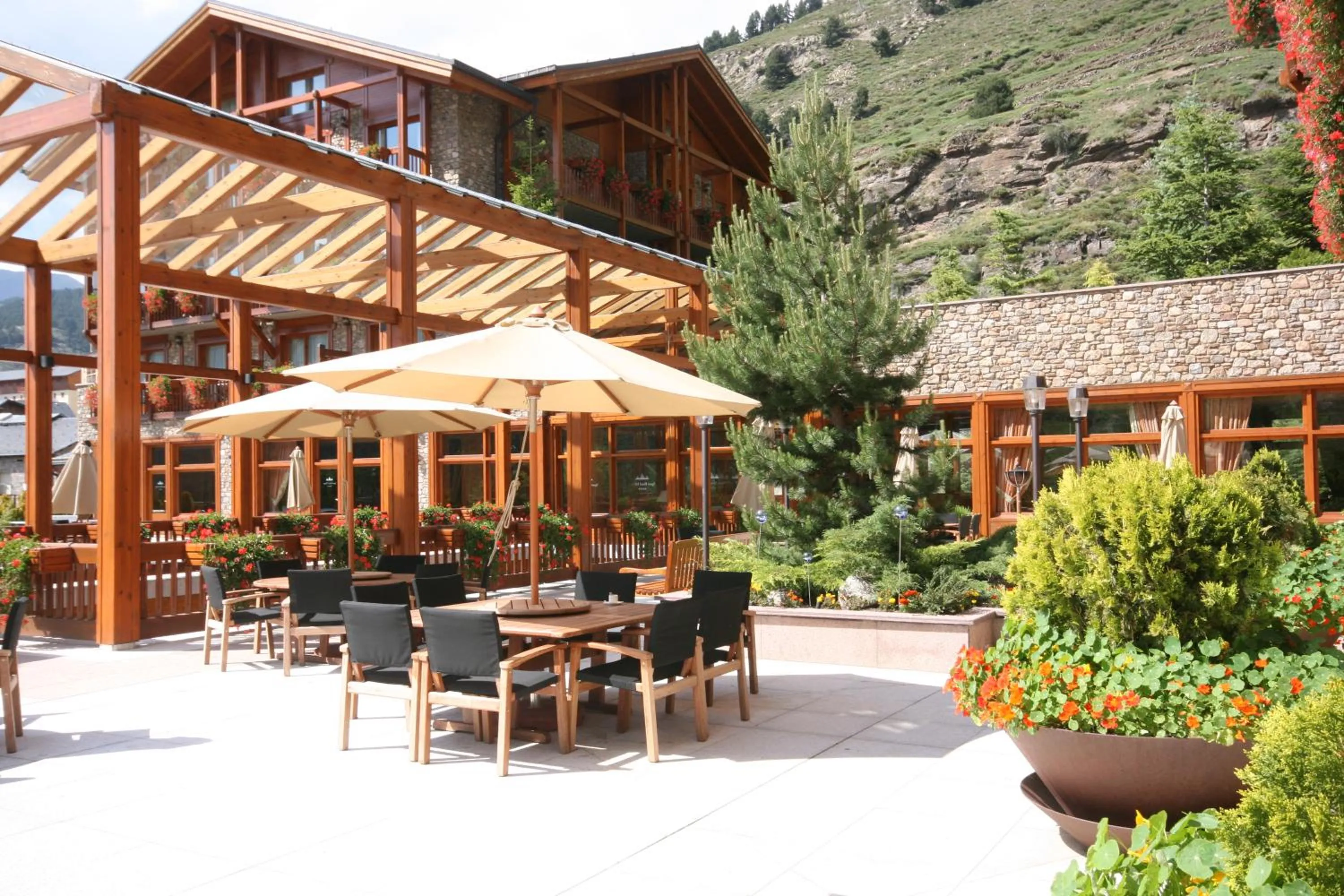 Spring in Sport Hotel Village