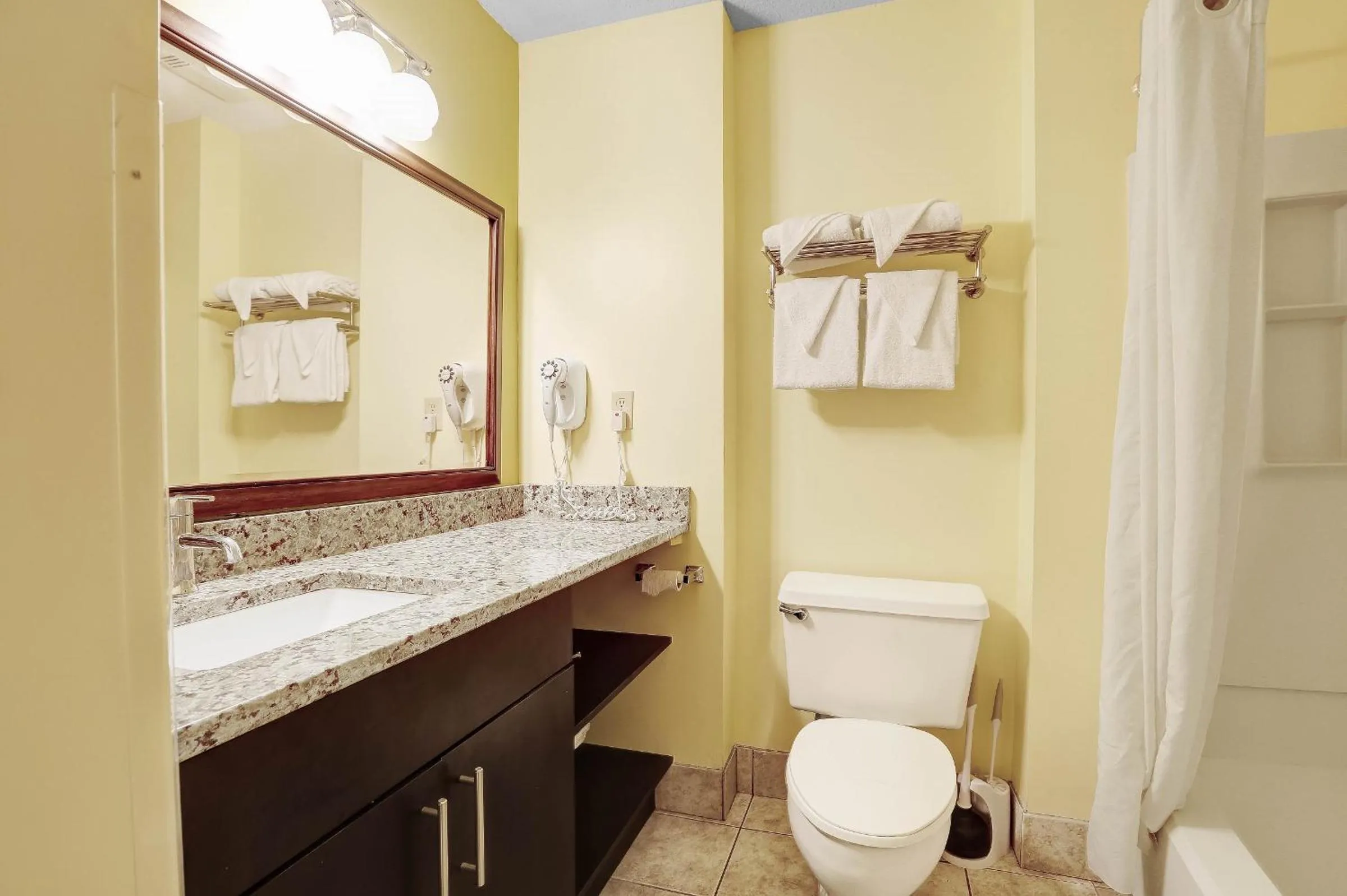 Bathroom in Sand Dunes Tower Suites and Villas