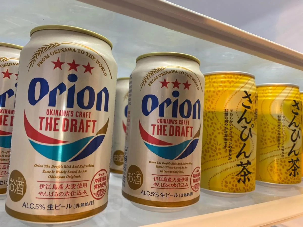 Food and drinks in Seven Residence Music