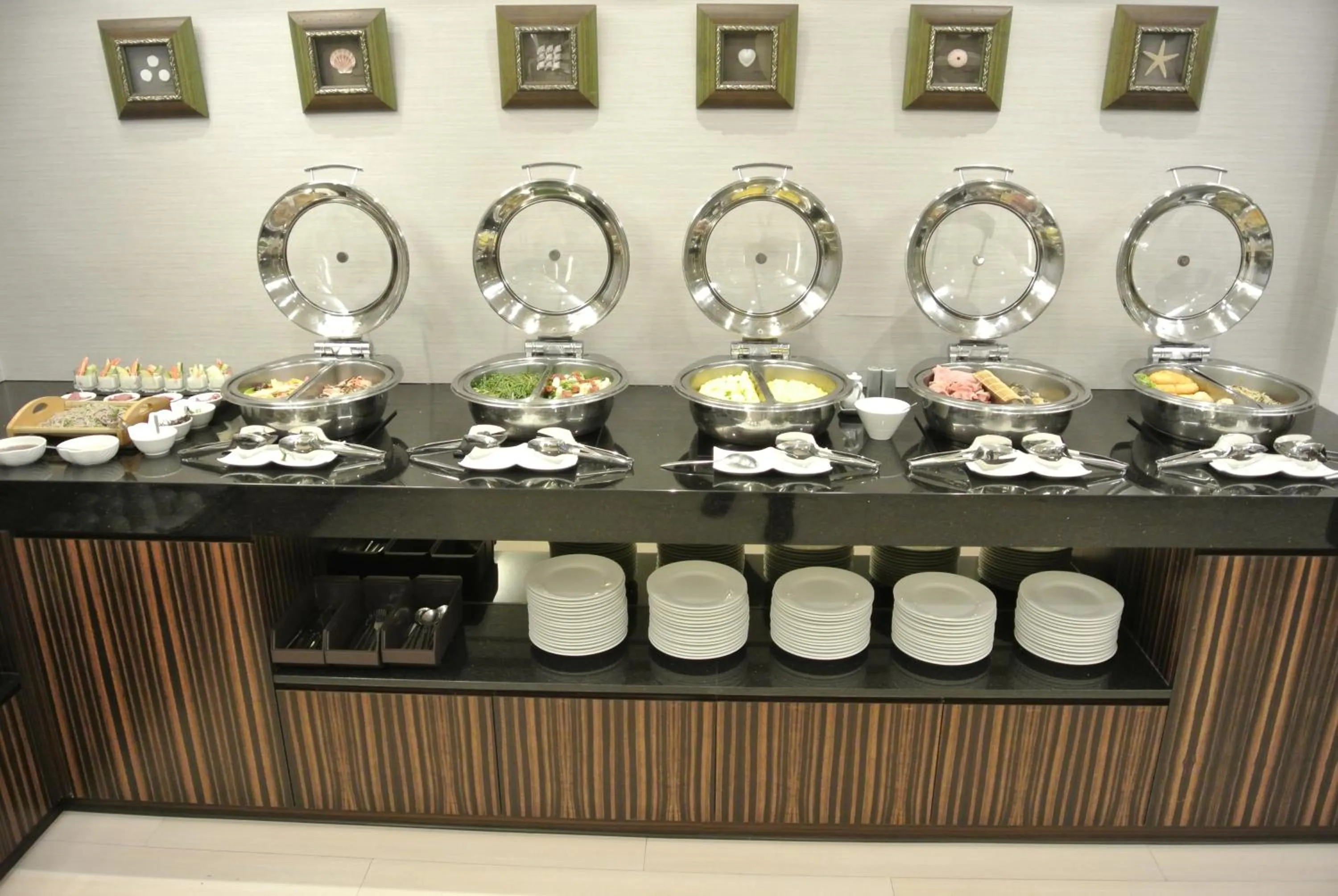 Buffet breakfast in K Hotel Taipei