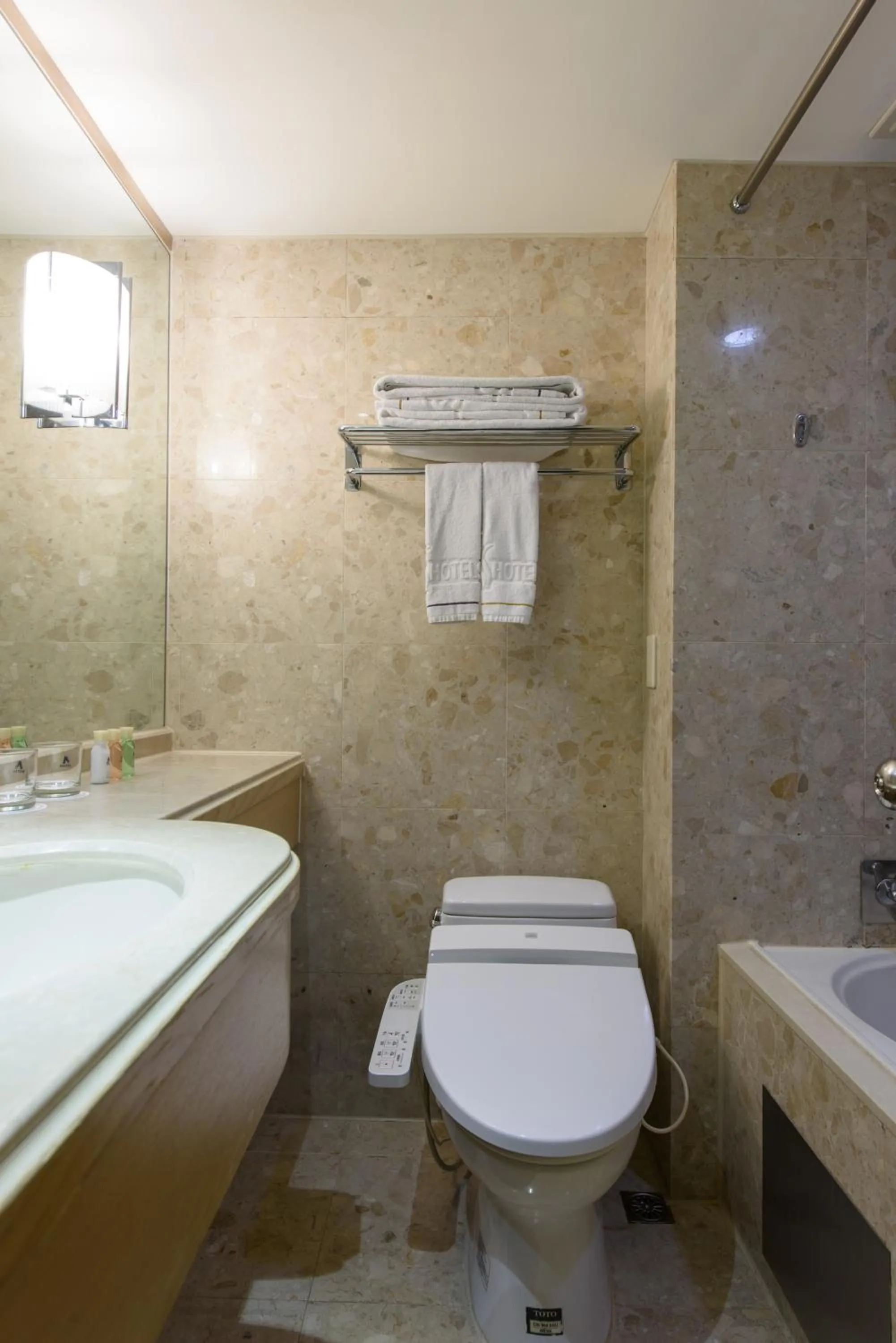 Shower in K Hotel Taipei