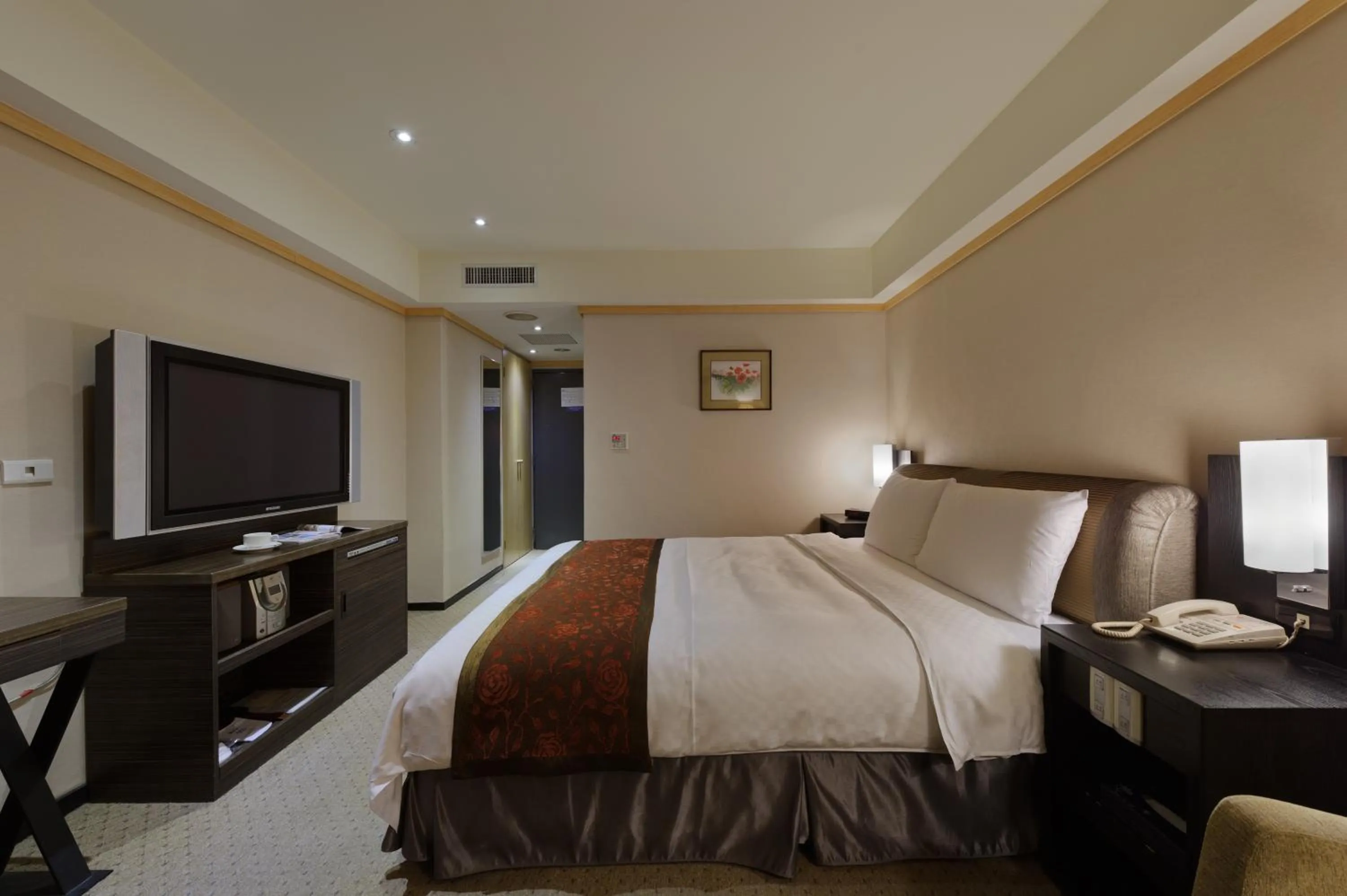 Bed in K Hotel Taipei