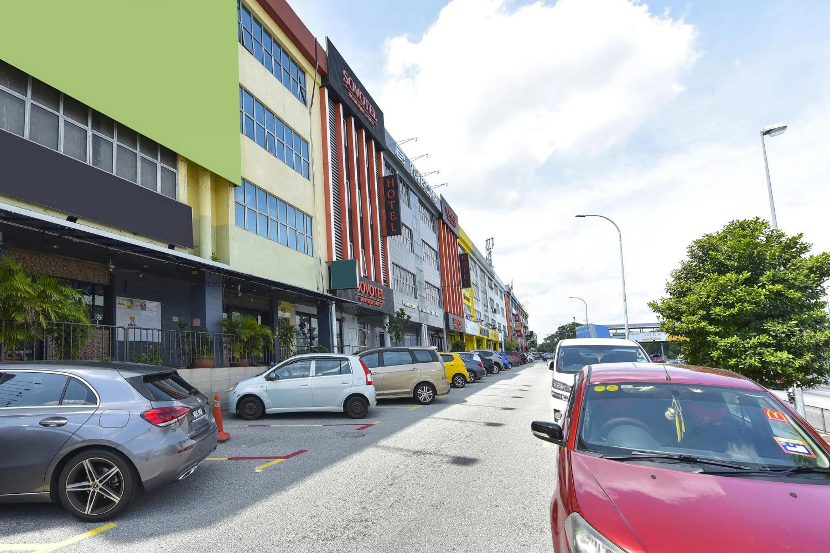 Property building in Super OYO 90512 Sovotel Kelana Jaya 79