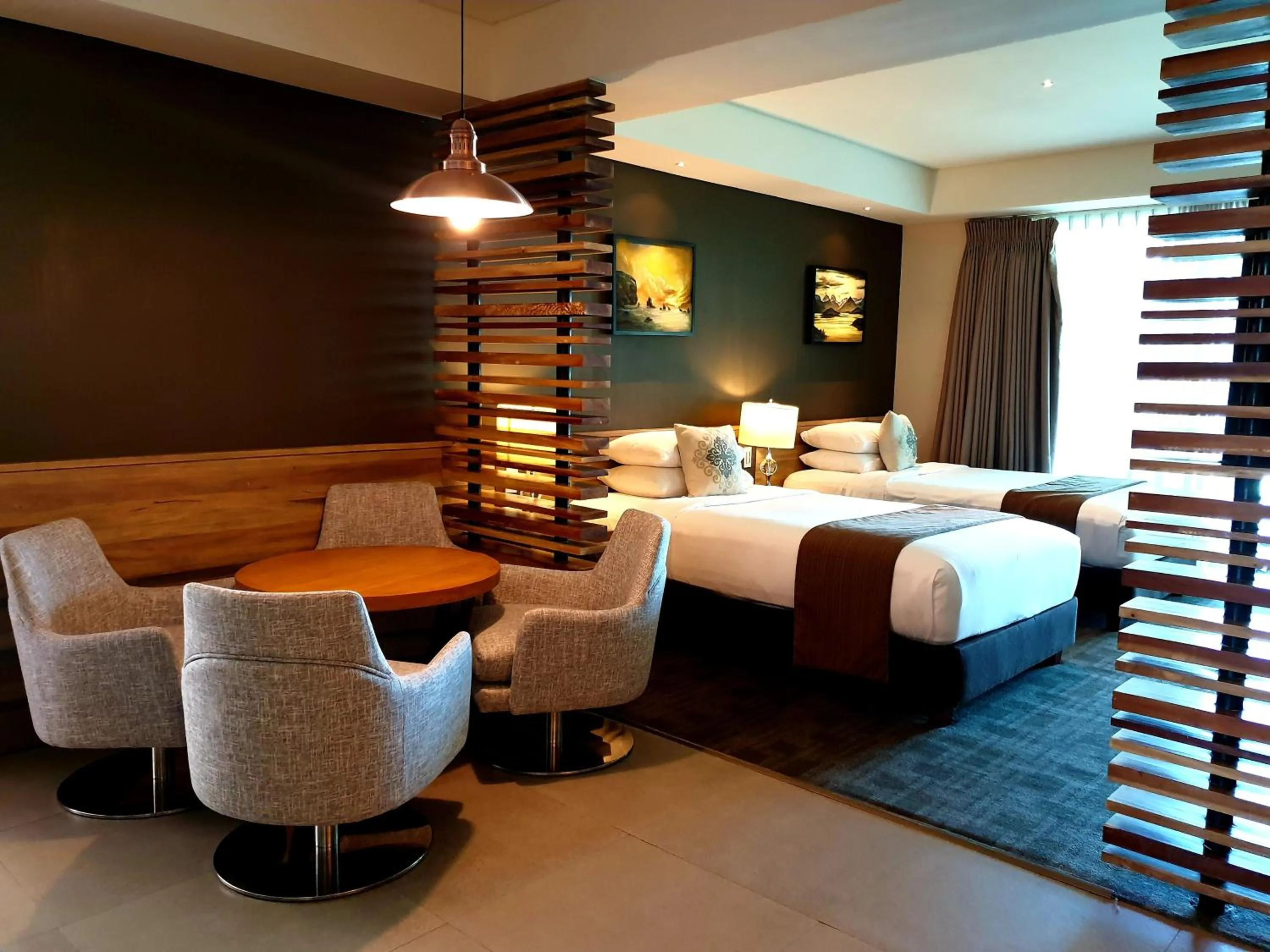 Bed in Escala Tagaytay