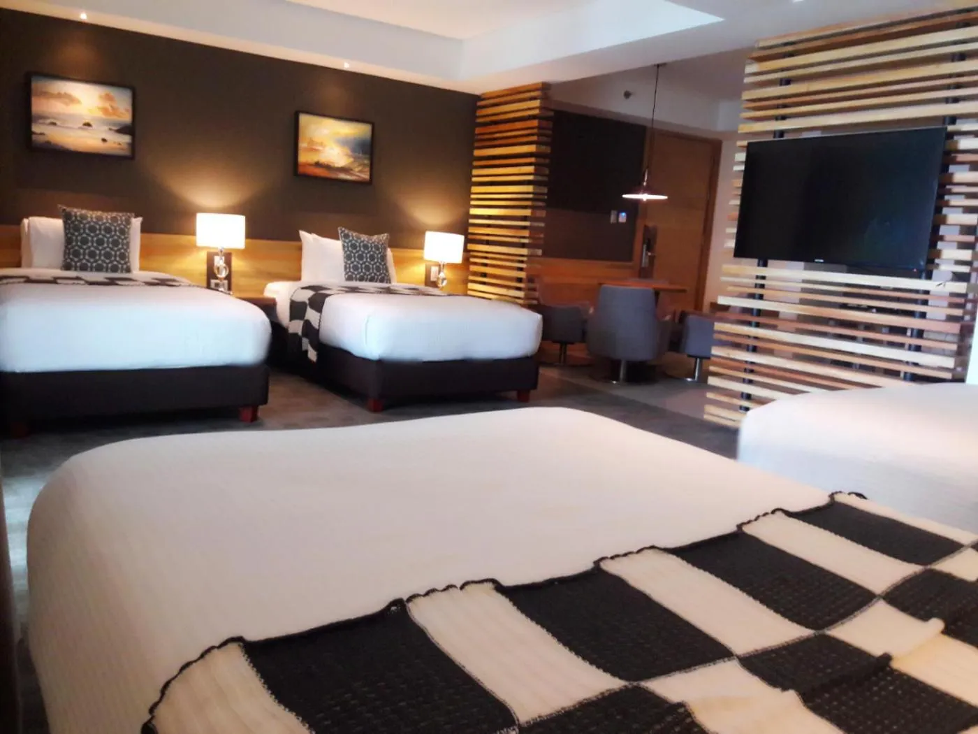 Bed in Escala Tagaytay