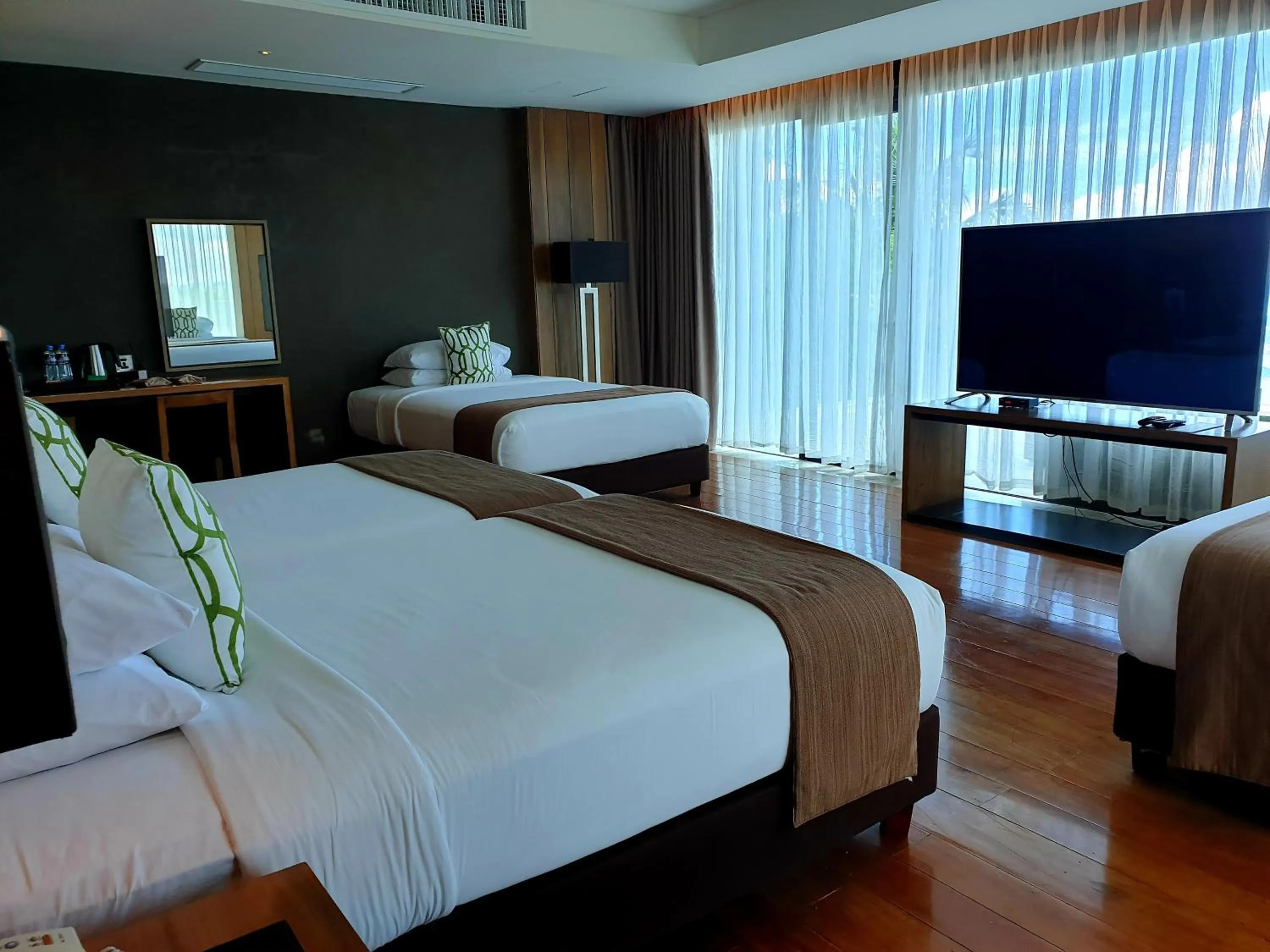 Bed in Escala Tagaytay