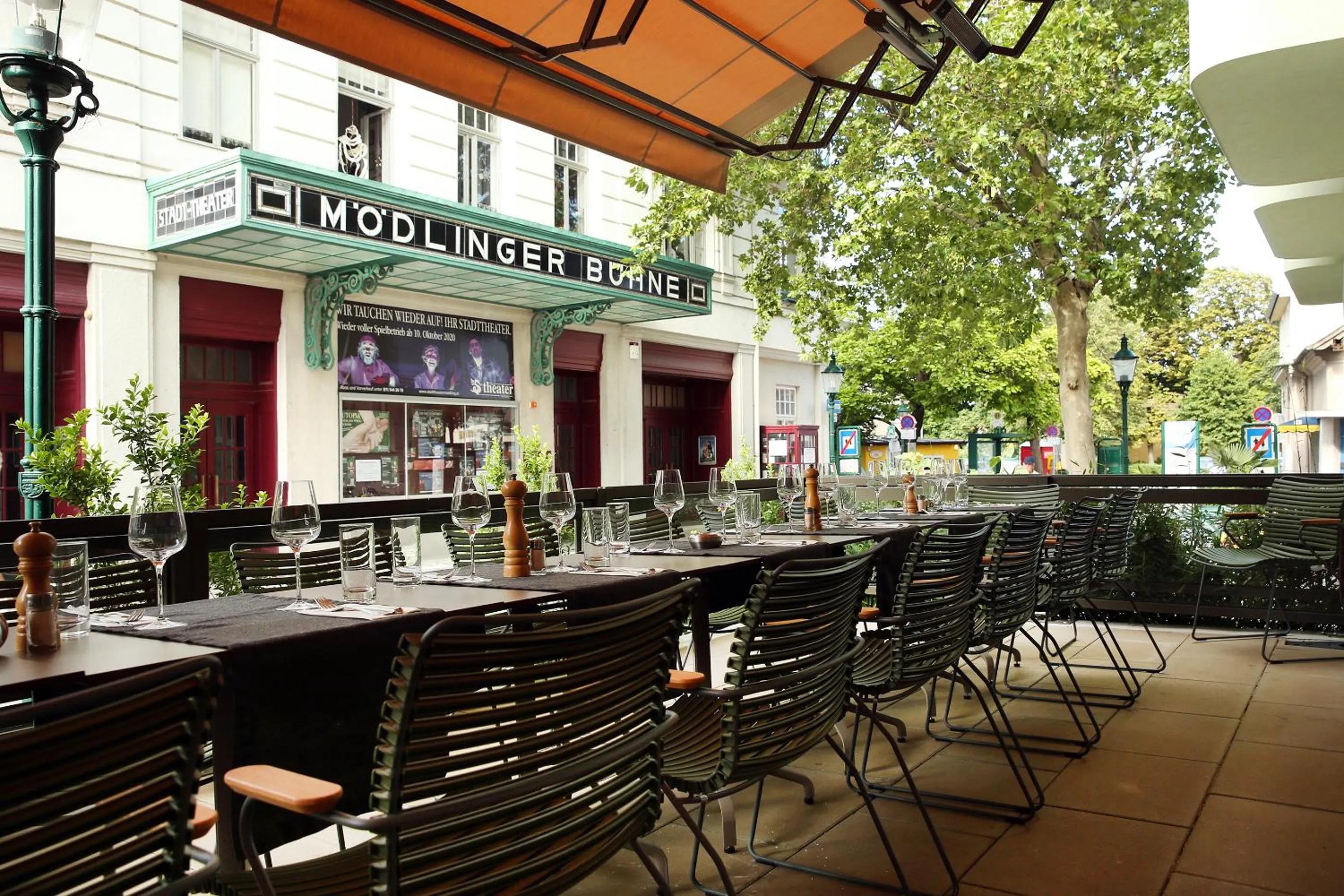 Restaurant/places to eat in Hotel Babenbergerhof