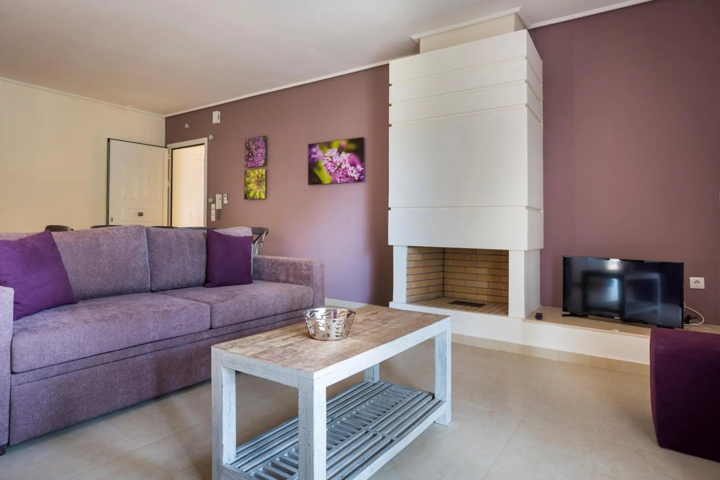 Living room in Meliti Waterfront Suites