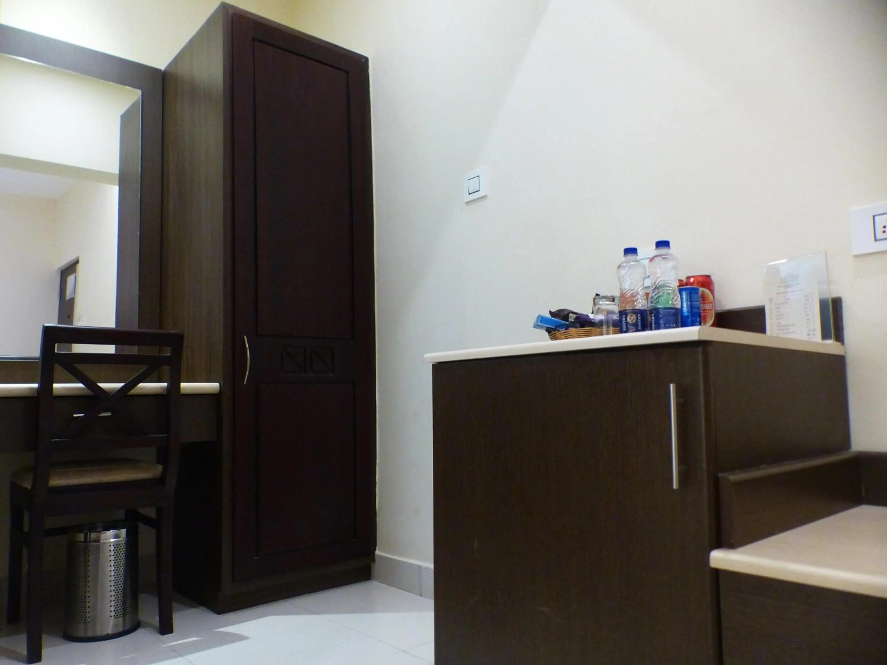 Seating area in Hotel Highway Garden