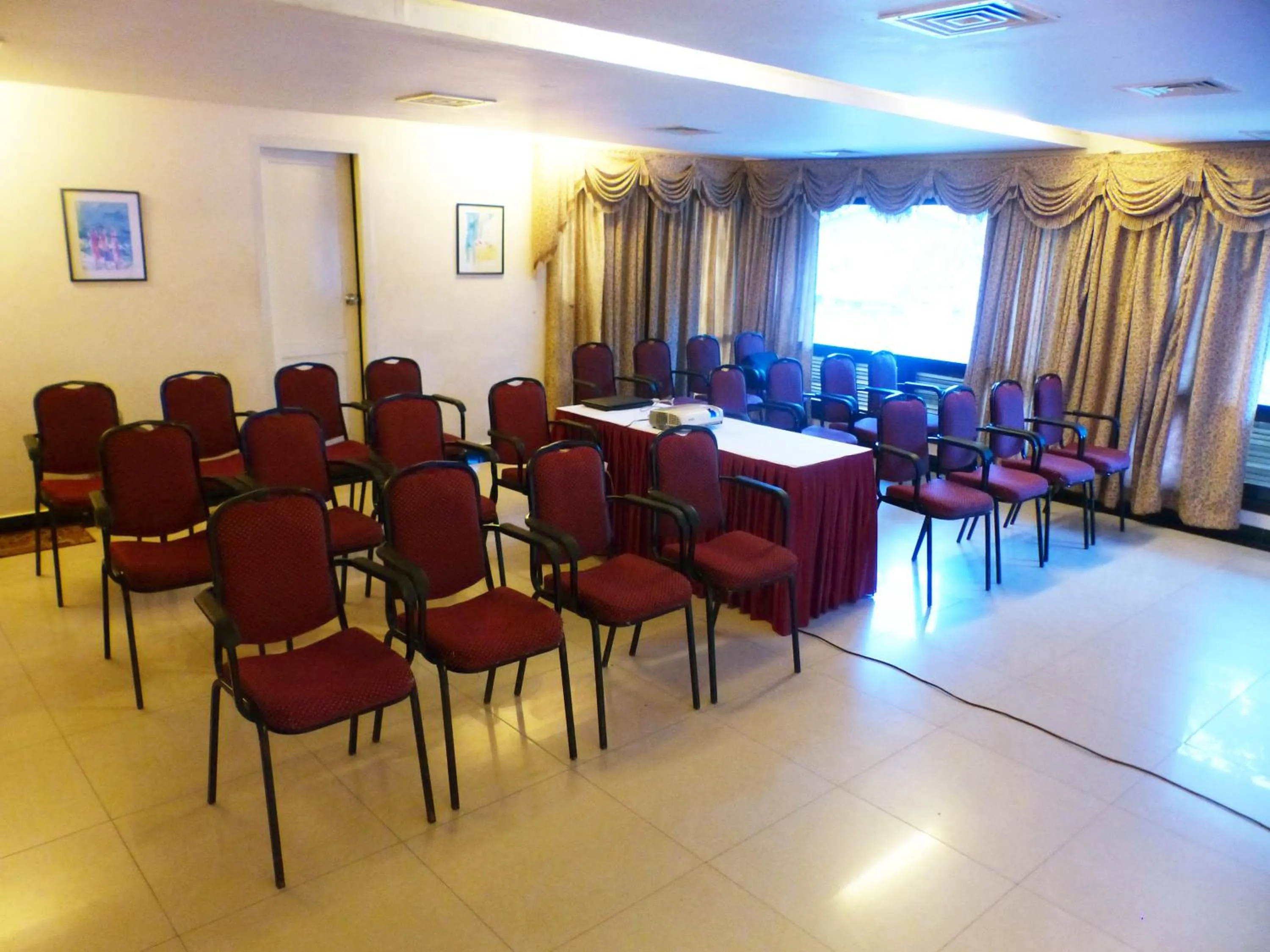 Banquet/Function facilities in Hotel Highway Garden