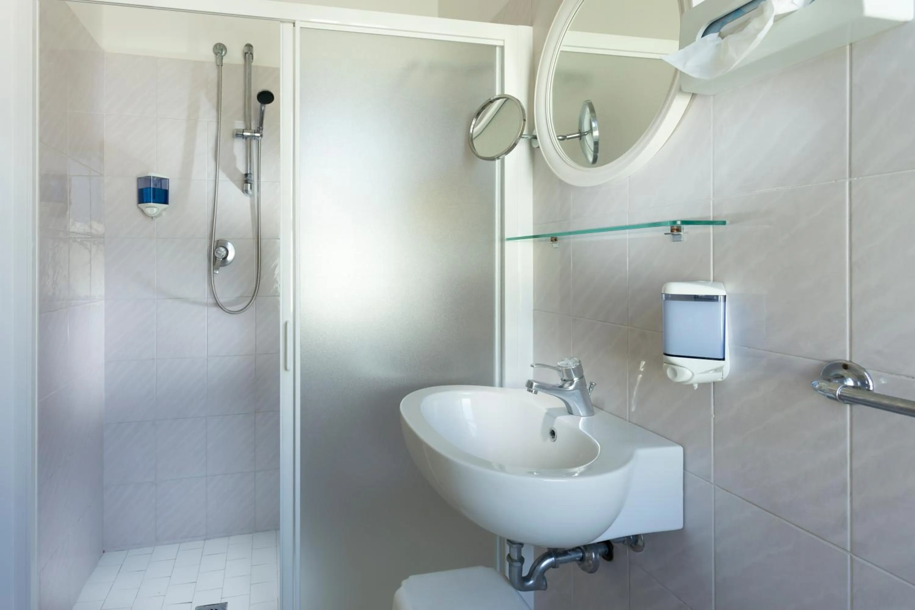 Bathroom in Hotel Vela d'Oro