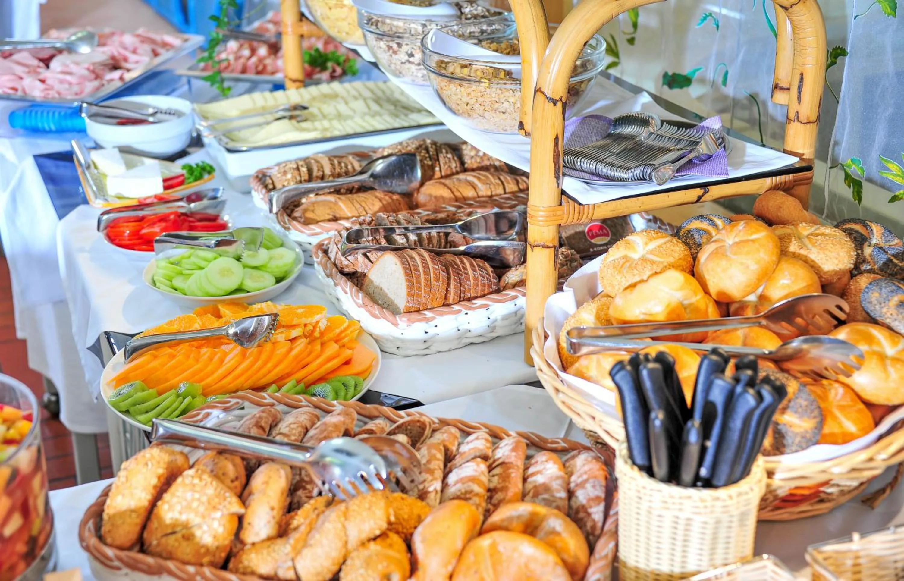 Buffet breakfast in Kröllnerhof