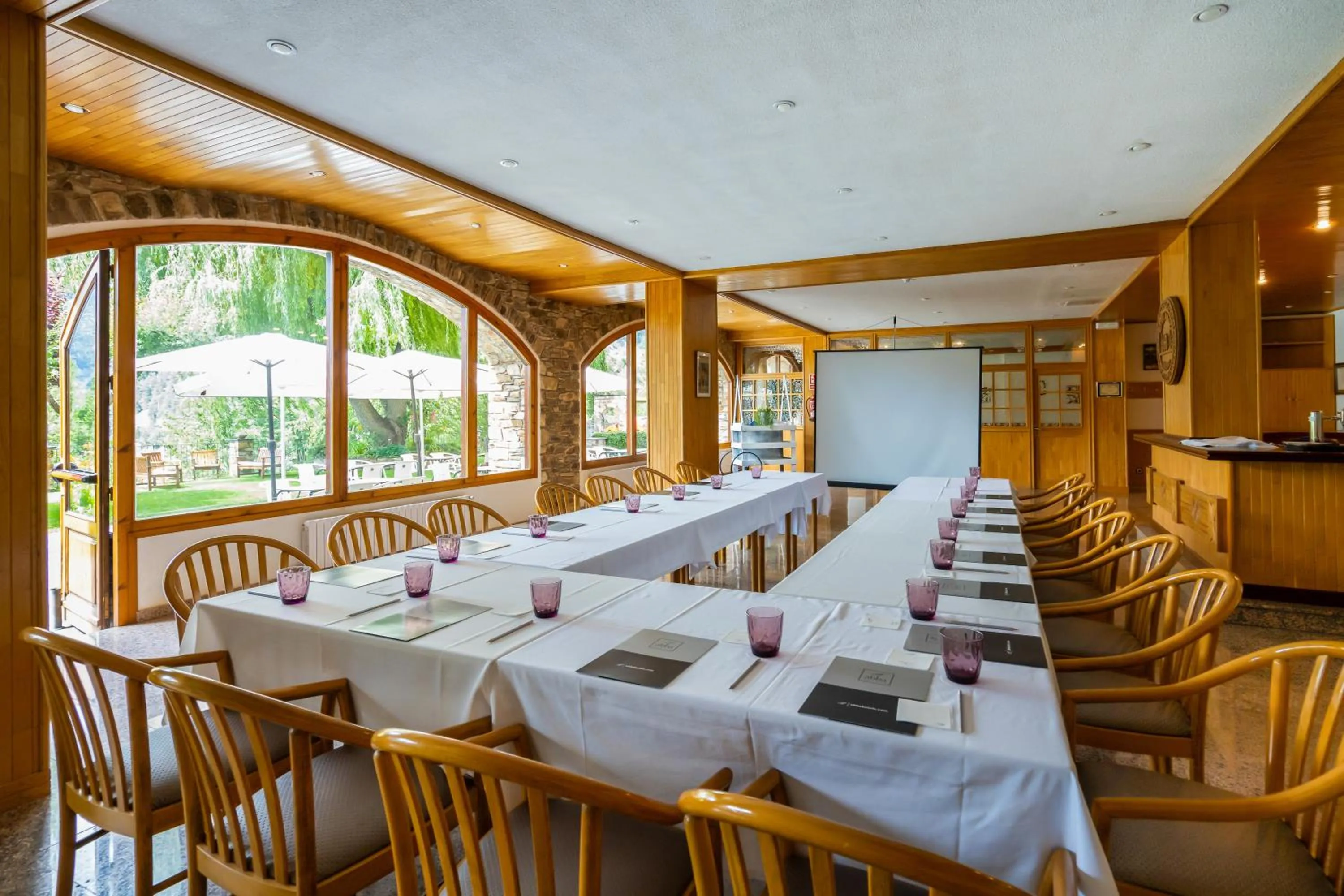 Banquet/Function facilities in Abba Ordino Babot Hotel