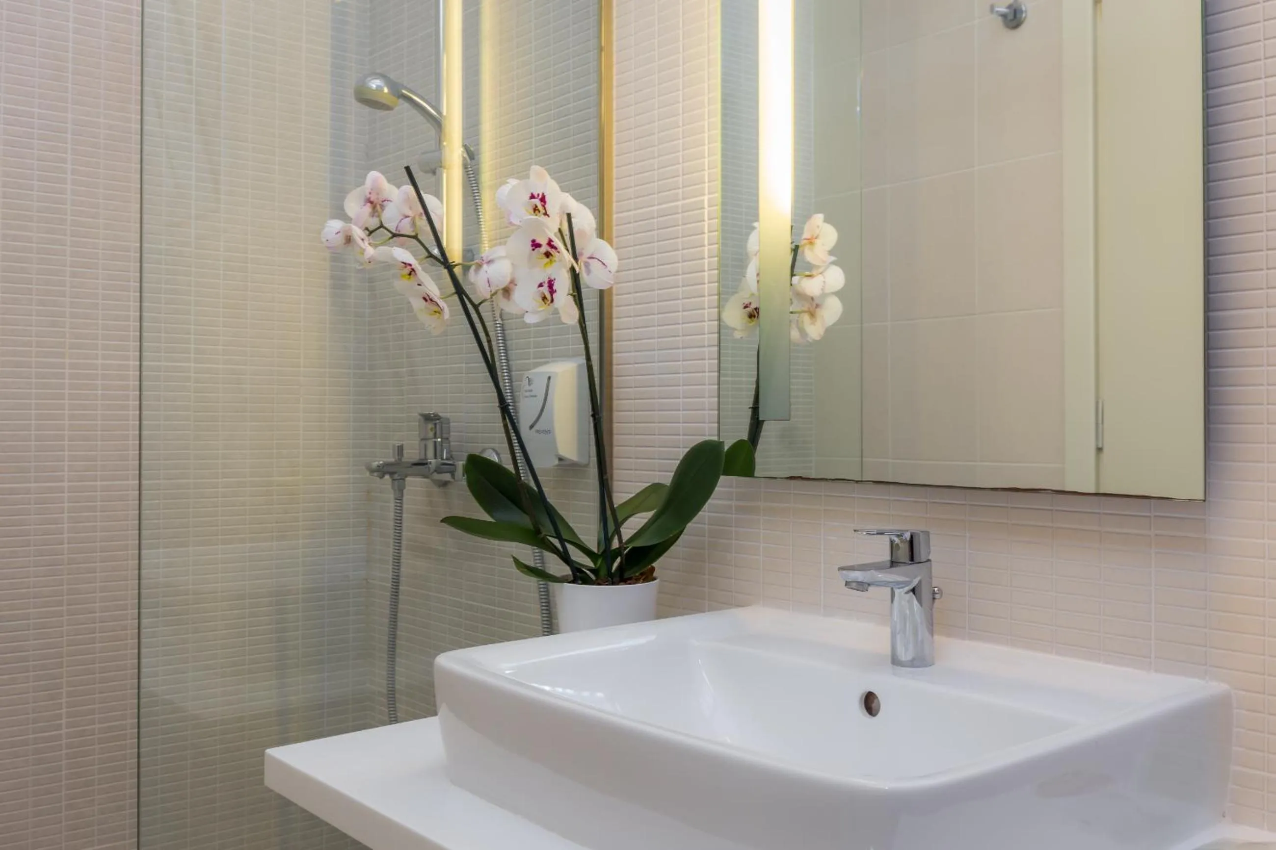 Bathroom in Acharavi Beach Hotel