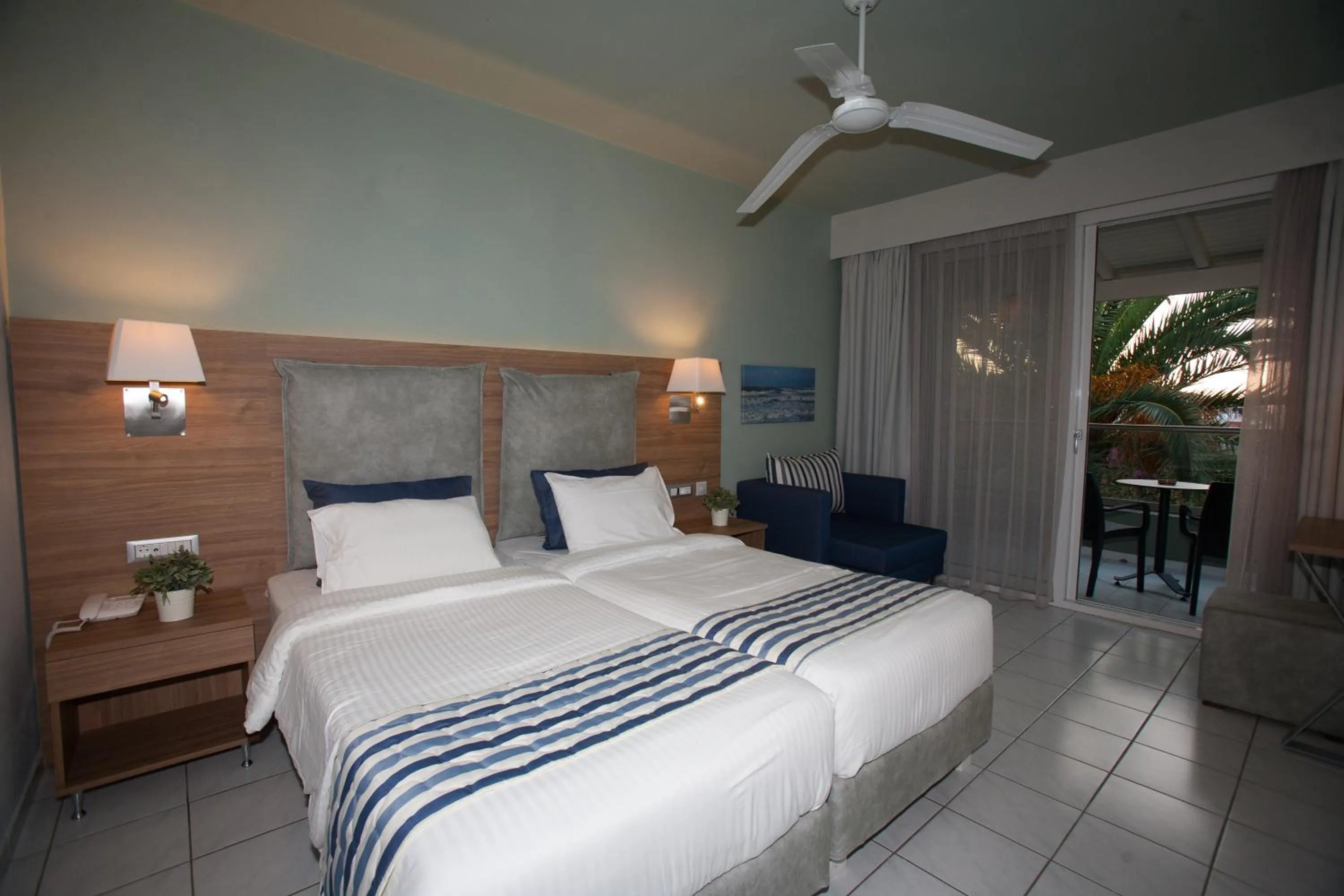 Garden view, Bed in Acharavi Beach Hotel