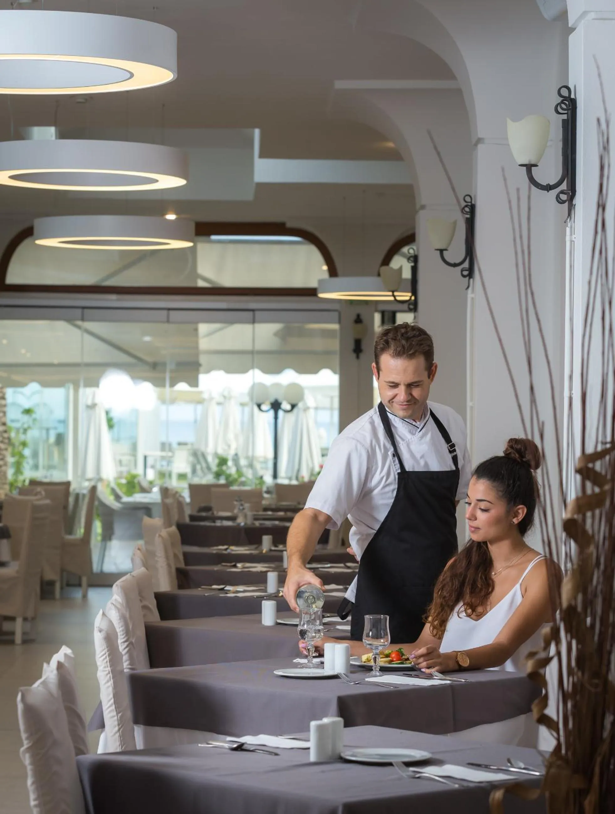 Restaurant/places to eat in Acharavi Beach Hotel