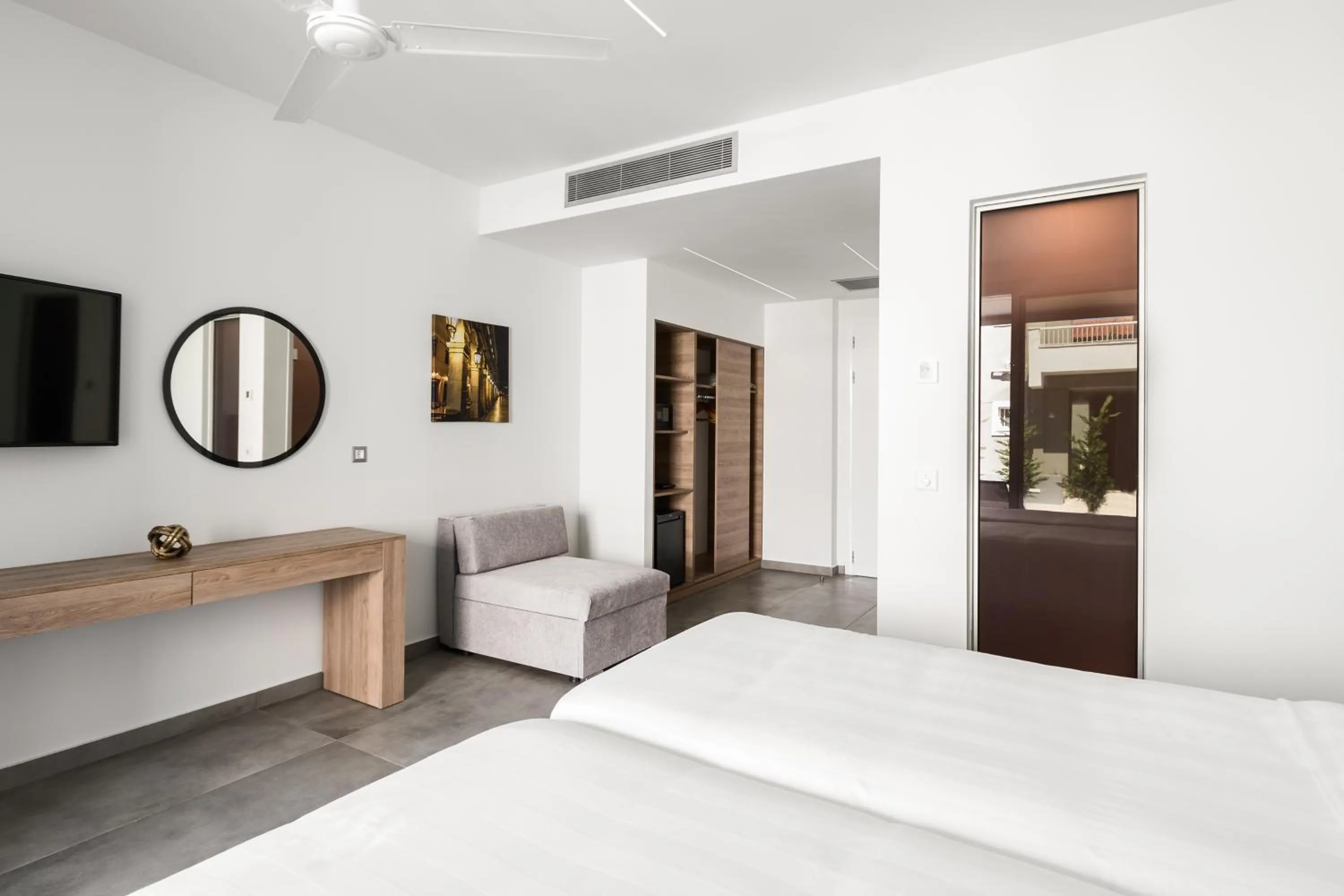 Bedroom, Bed in Acharavi Beach Hotel