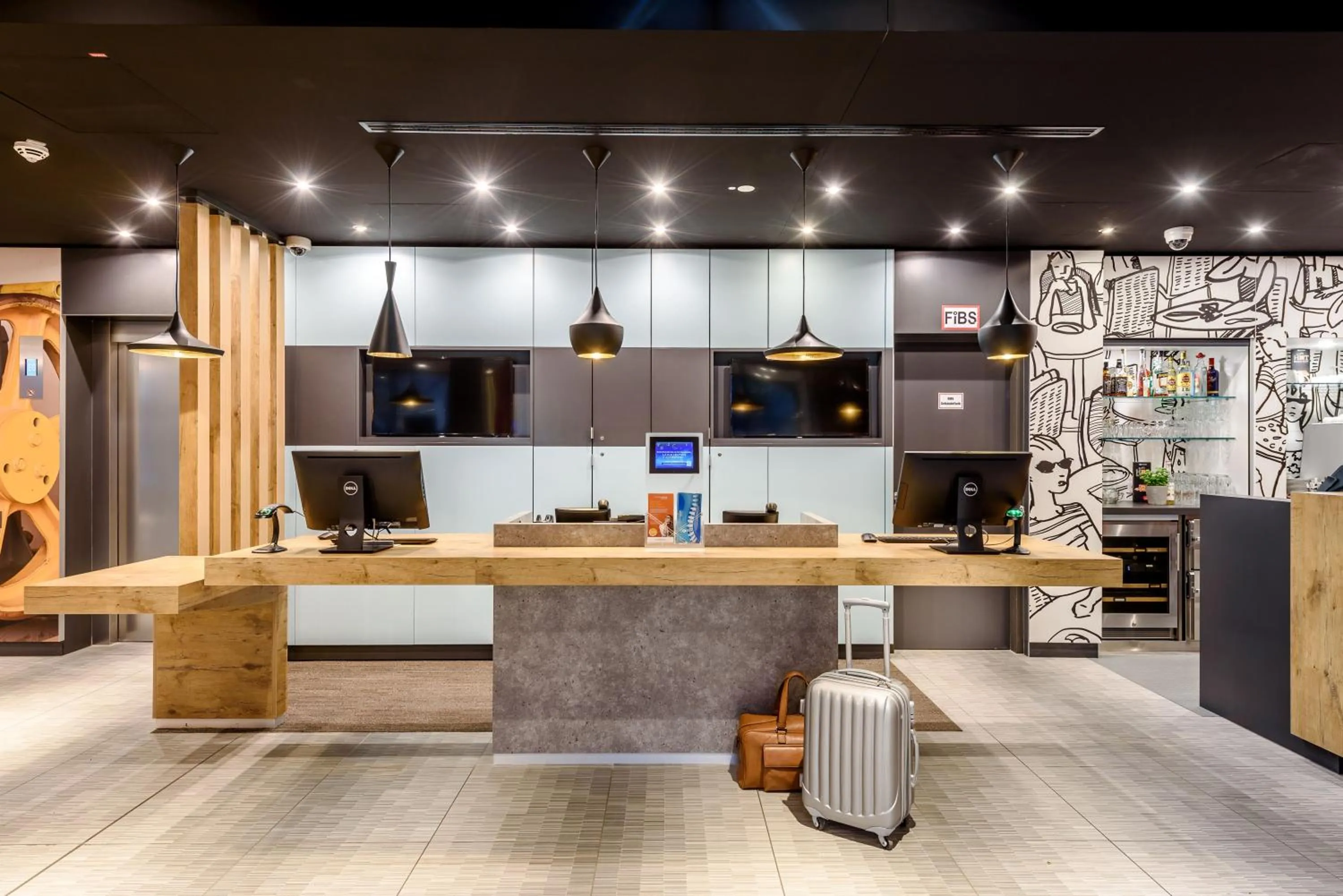 Lobby or reception in Ibis Leipzig City