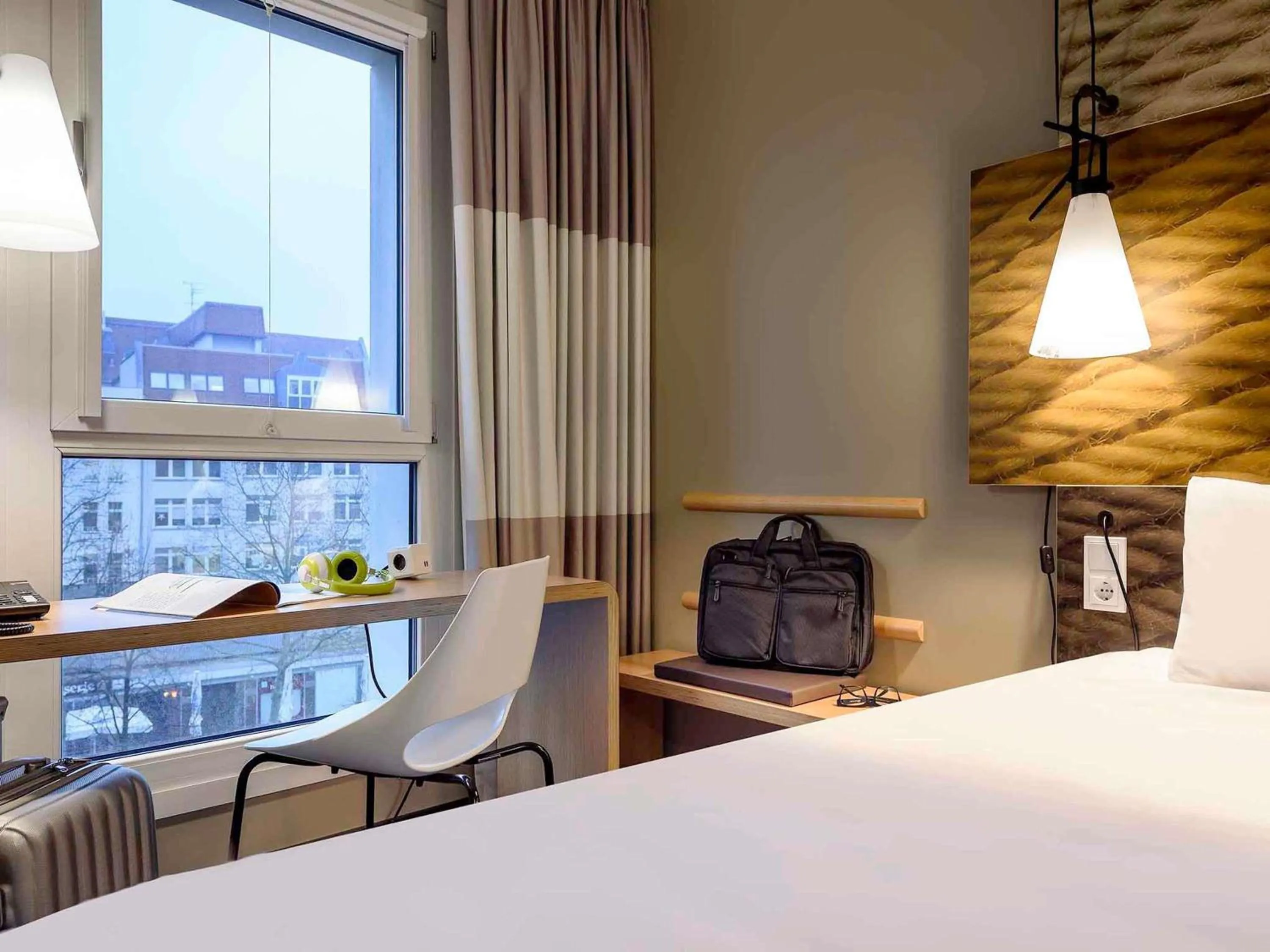 Bedroom in Ibis Leipzig City