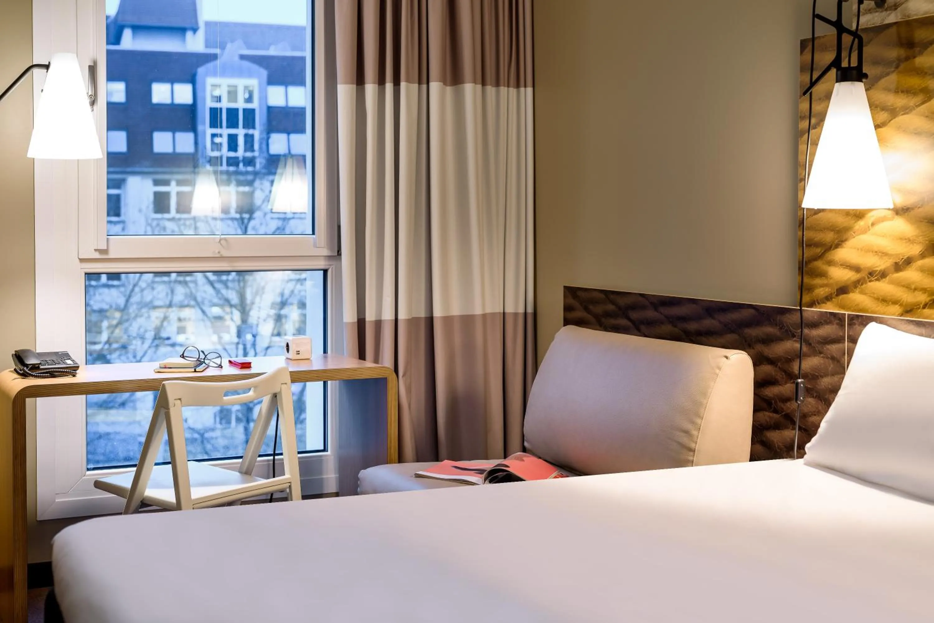 Photo of the whole room in Ibis Leipzig City